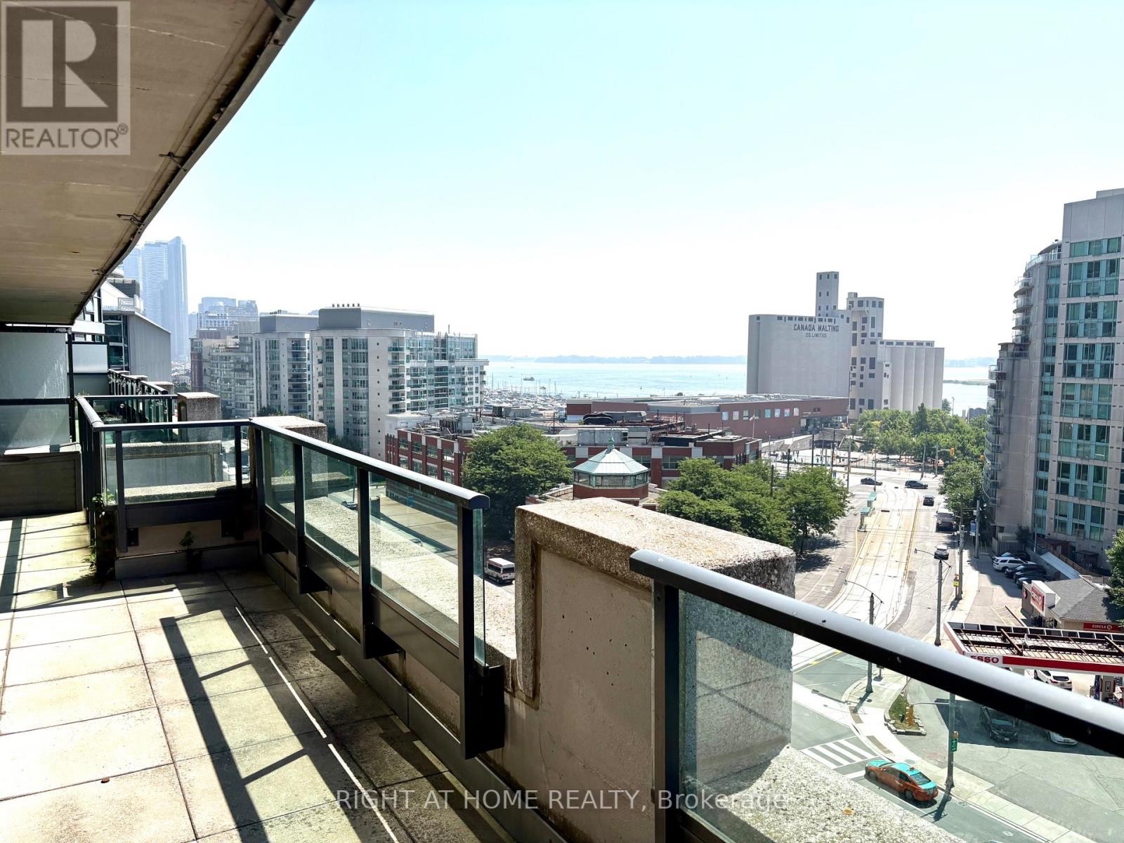 












1014 - 600 FLEET STREET

,
Toronto (Niagara),




Ontario
M5V1B7

