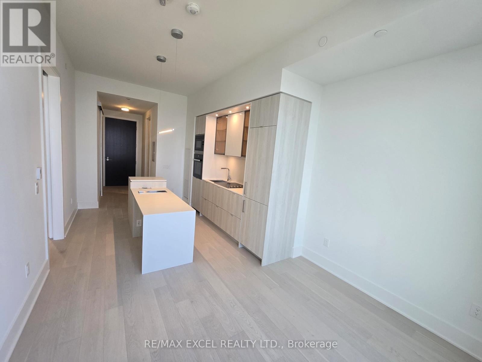 












6003 - 11 YORKVILLE AVENUE

,
Toronto (Annex),




Ontario
M4W0B7

