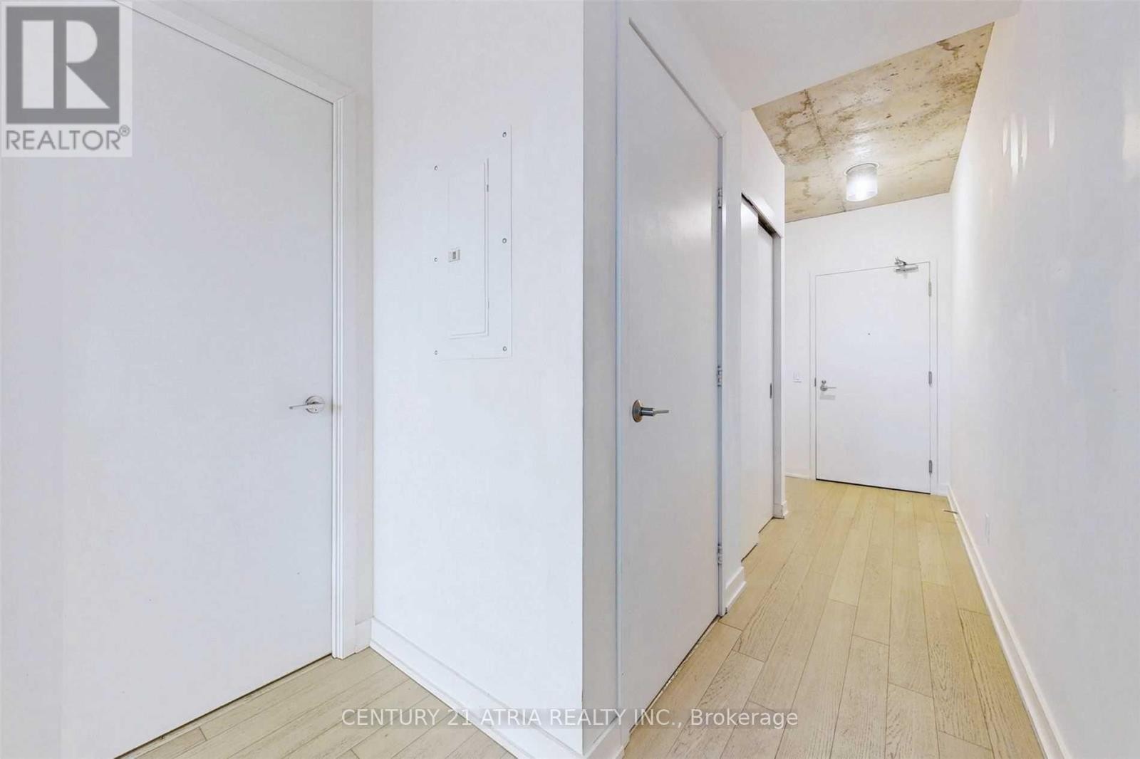 












1110 - 1030 KING STREET

,
Toronto (Niagara),




Ontario
M6K3N3

