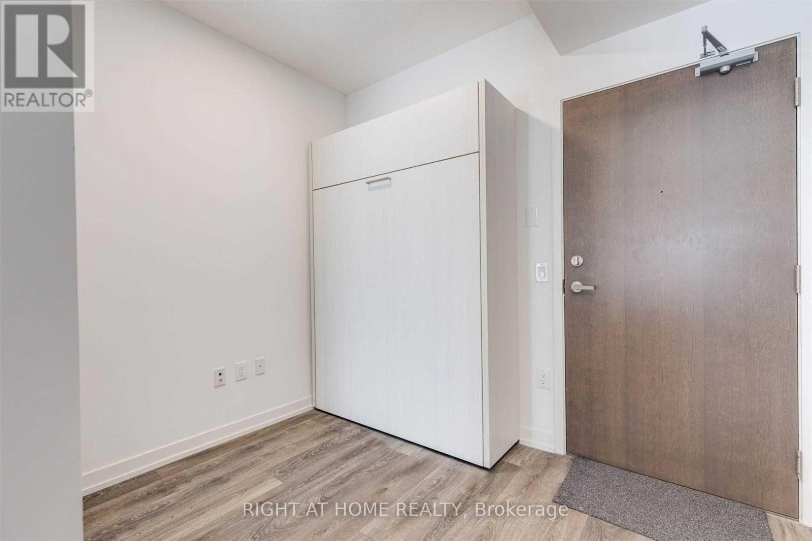 












908 - 15 LOWER JARVIS STREET

,
Toronto (Waterfront Communities),




Ontario
M5E0C4

