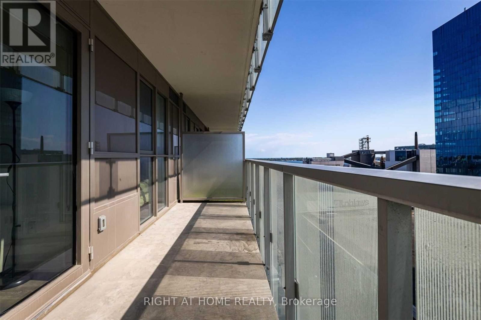 












908 - 15 LOWER JARVIS STREET

,
Toronto (Waterfront Communities),




Ontario
M5E0C4

