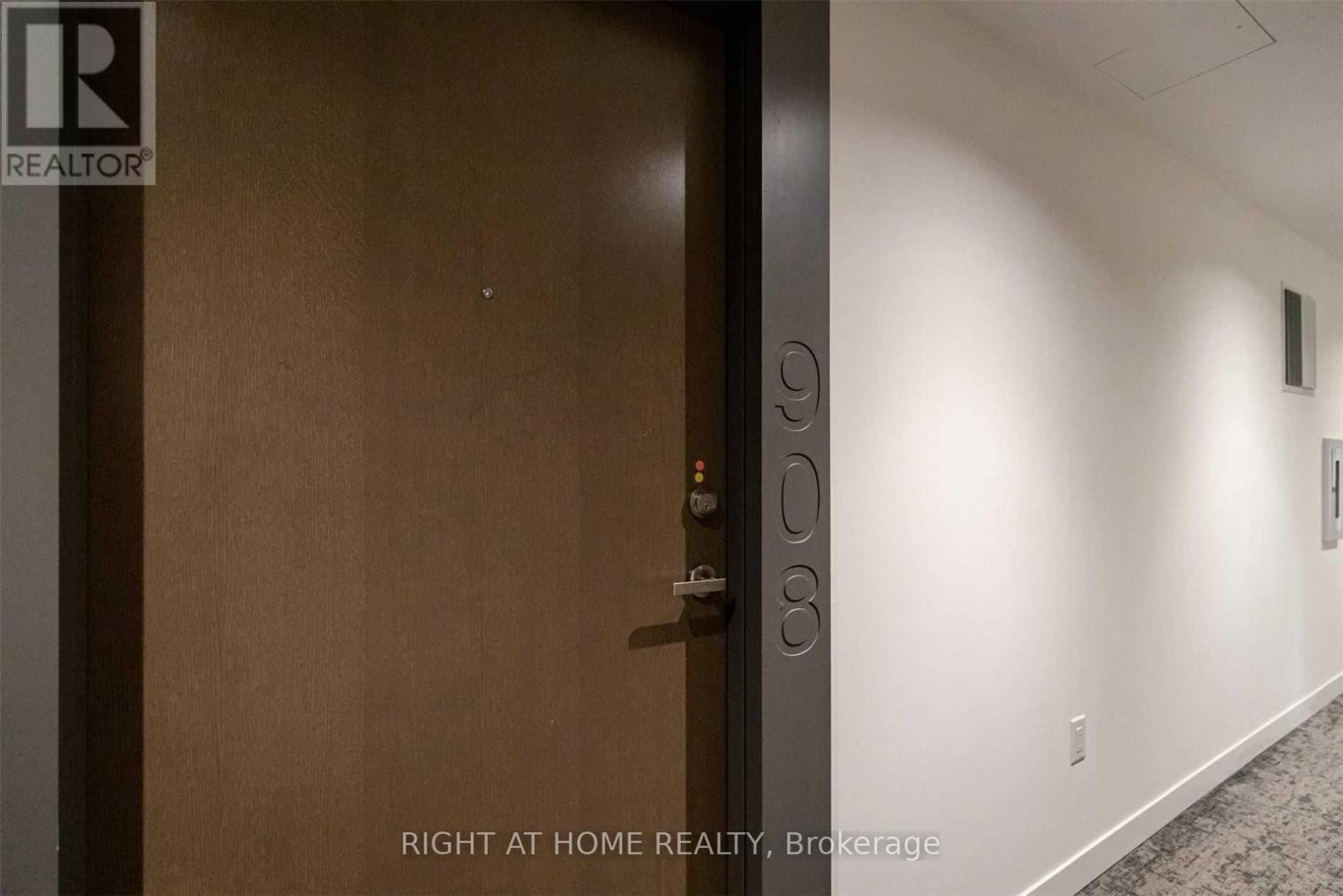 












908 - 15 LOWER JARVIS STREET

,
Toronto (Waterfront Communities),




Ontario
M5E0C4

