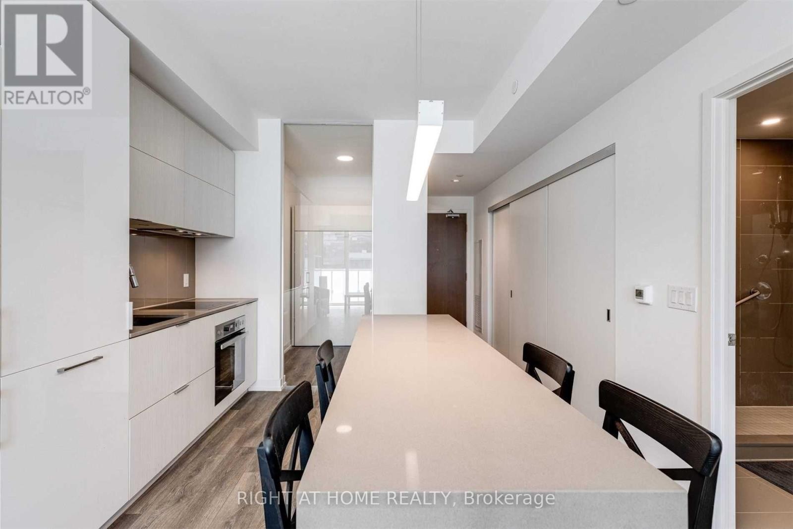 












908 - 15 LOWER JARVIS STREET

,
Toronto (Waterfront Communities),




Ontario
M5E0C4

