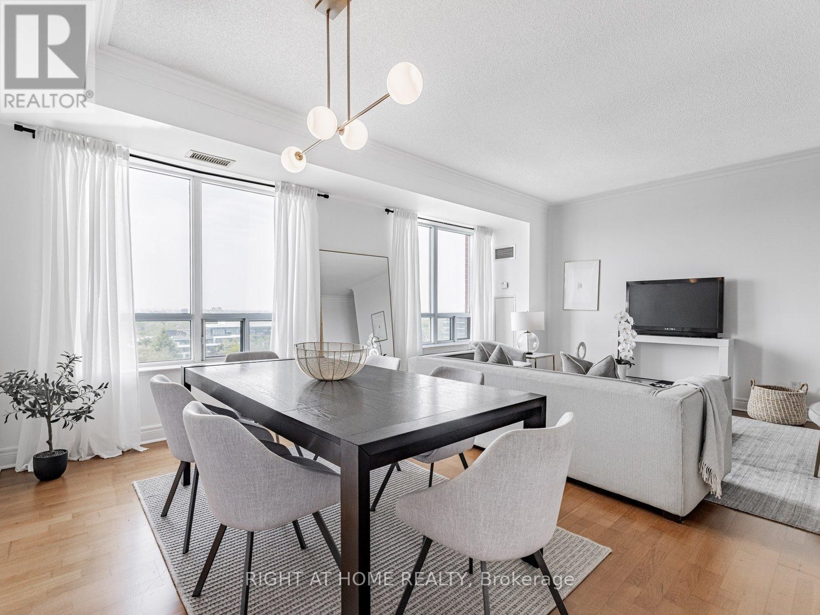 












RG1 - 1 CLAIRTRELL ROAD

,
Toronto (Willowdale East),




Ontario
M2N7H6

