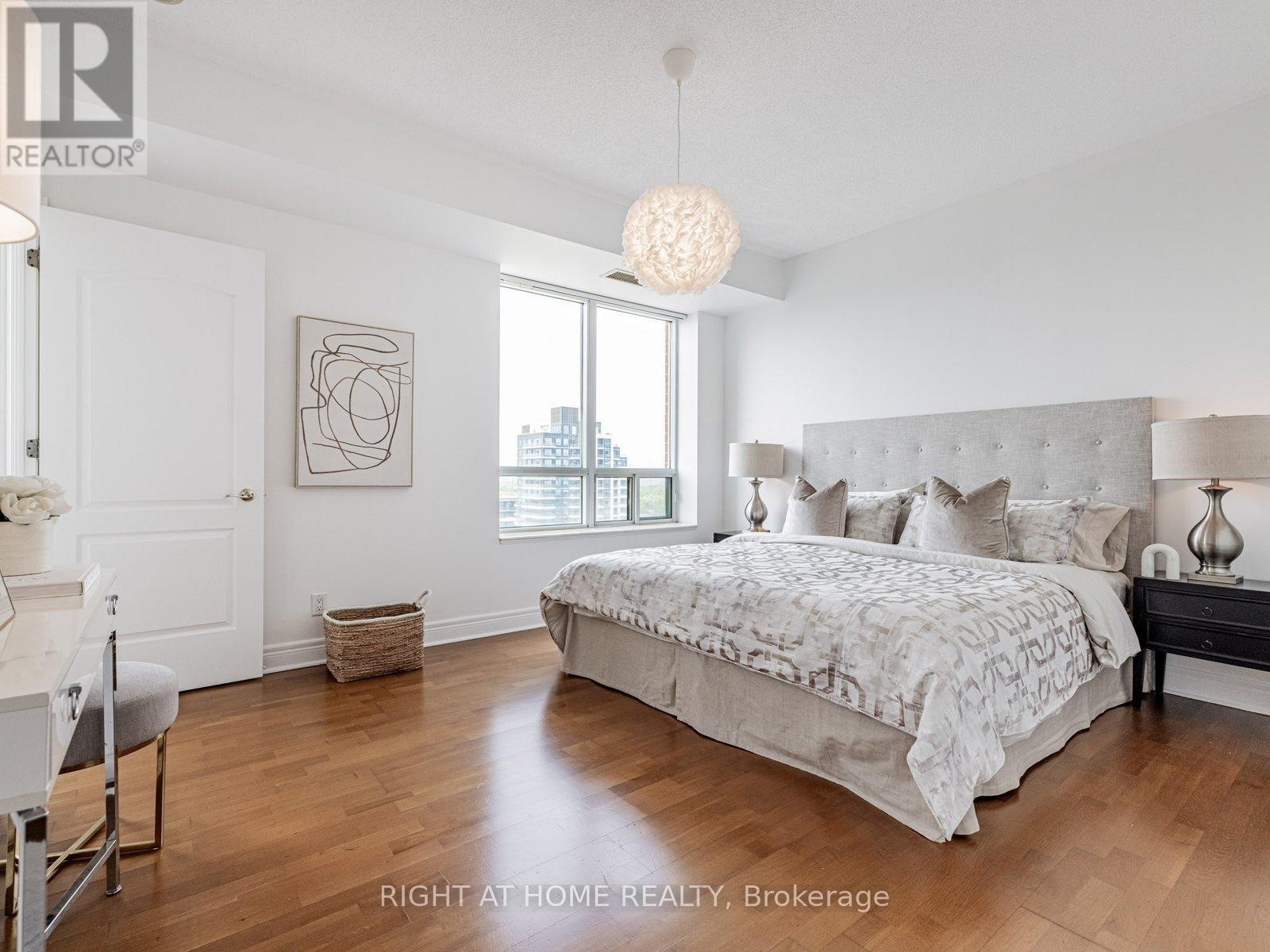 












RG1 - 1 CLAIRTRELL ROAD

,
Toronto (Willowdale East),




Ontario
M2N7H6


