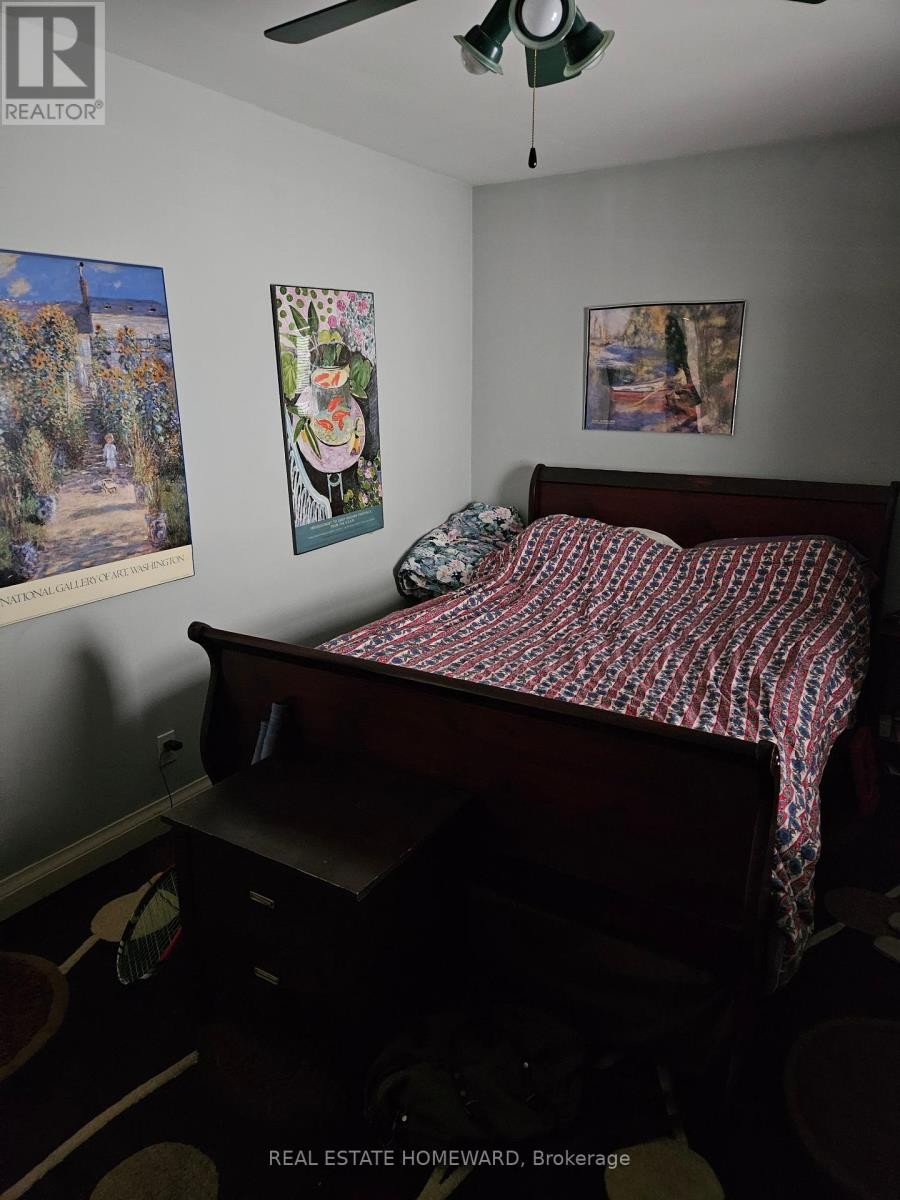 












28 GLEN ECHO ROAD

,
Toronto (Lawrence Park North),




Ontario
M4N2E1

