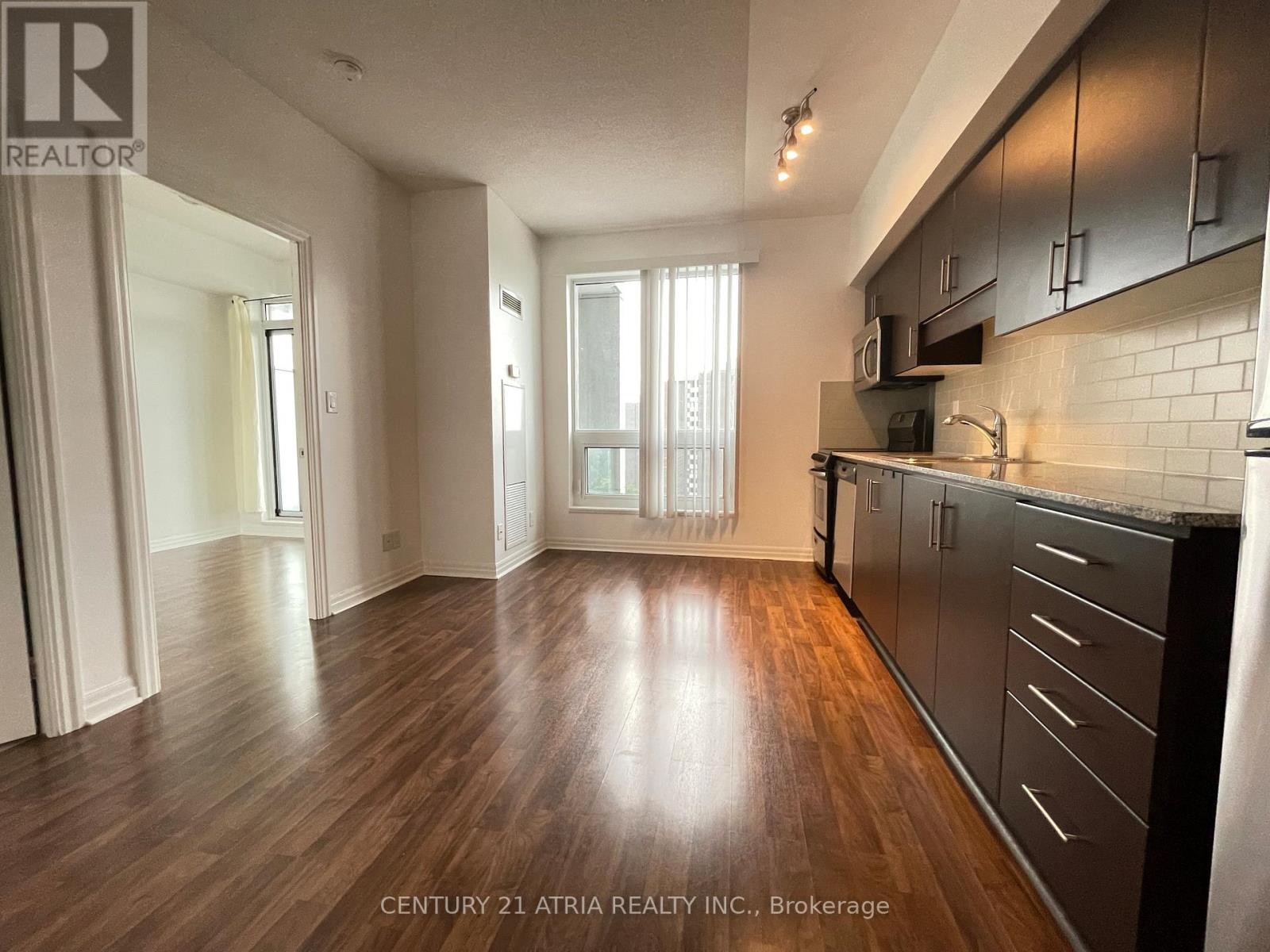 












1504 - 30 HERONS HILL WAY N

,
Toronto (Henry Farm),




Ontario
M2J0A7

