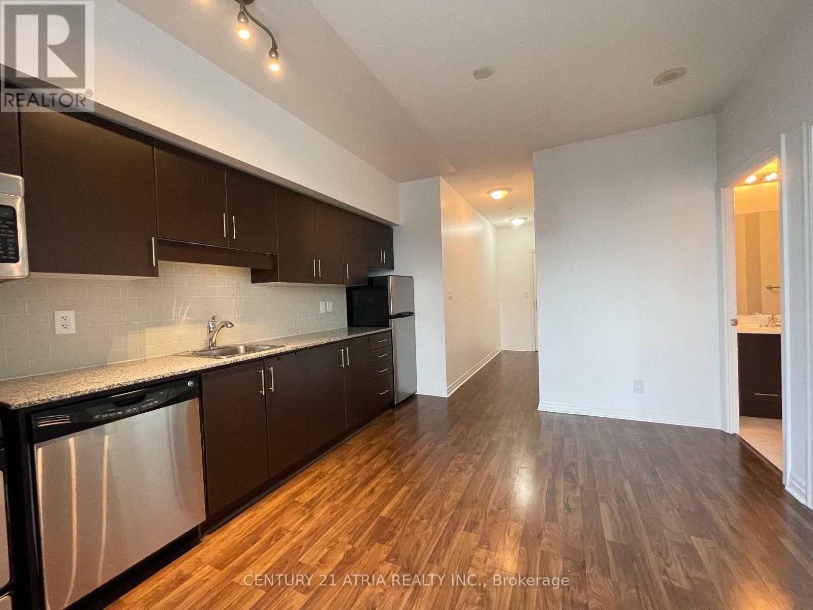 












1504 - 30 HERONS HILL WAY N

,
Toronto (Henry Farm),




Ontario
M2J0A7

