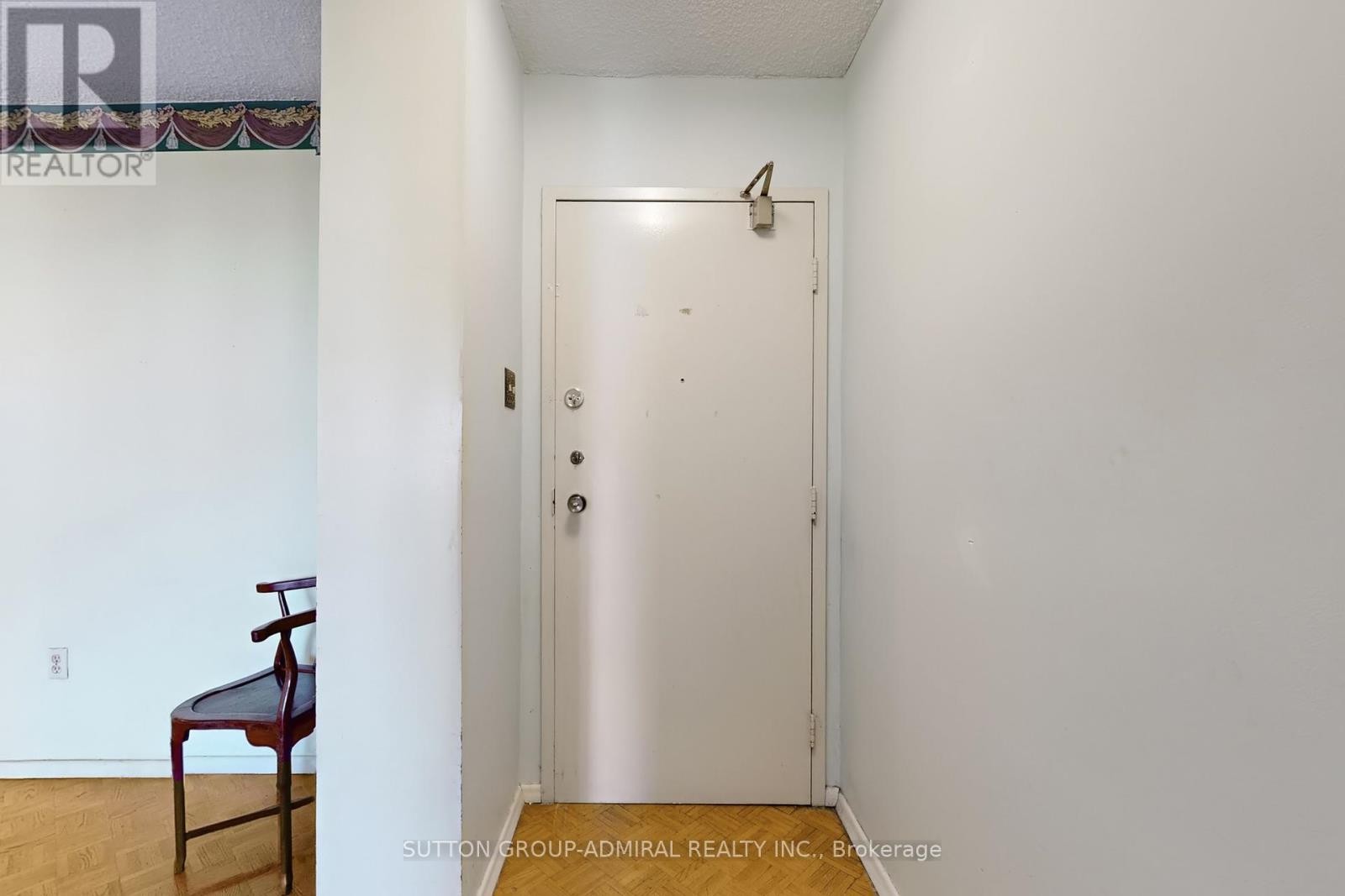












1205 - 205 HILDA AVENUE

,
Toronto (Newtonbrook West),




Ontario
M2M4B1

