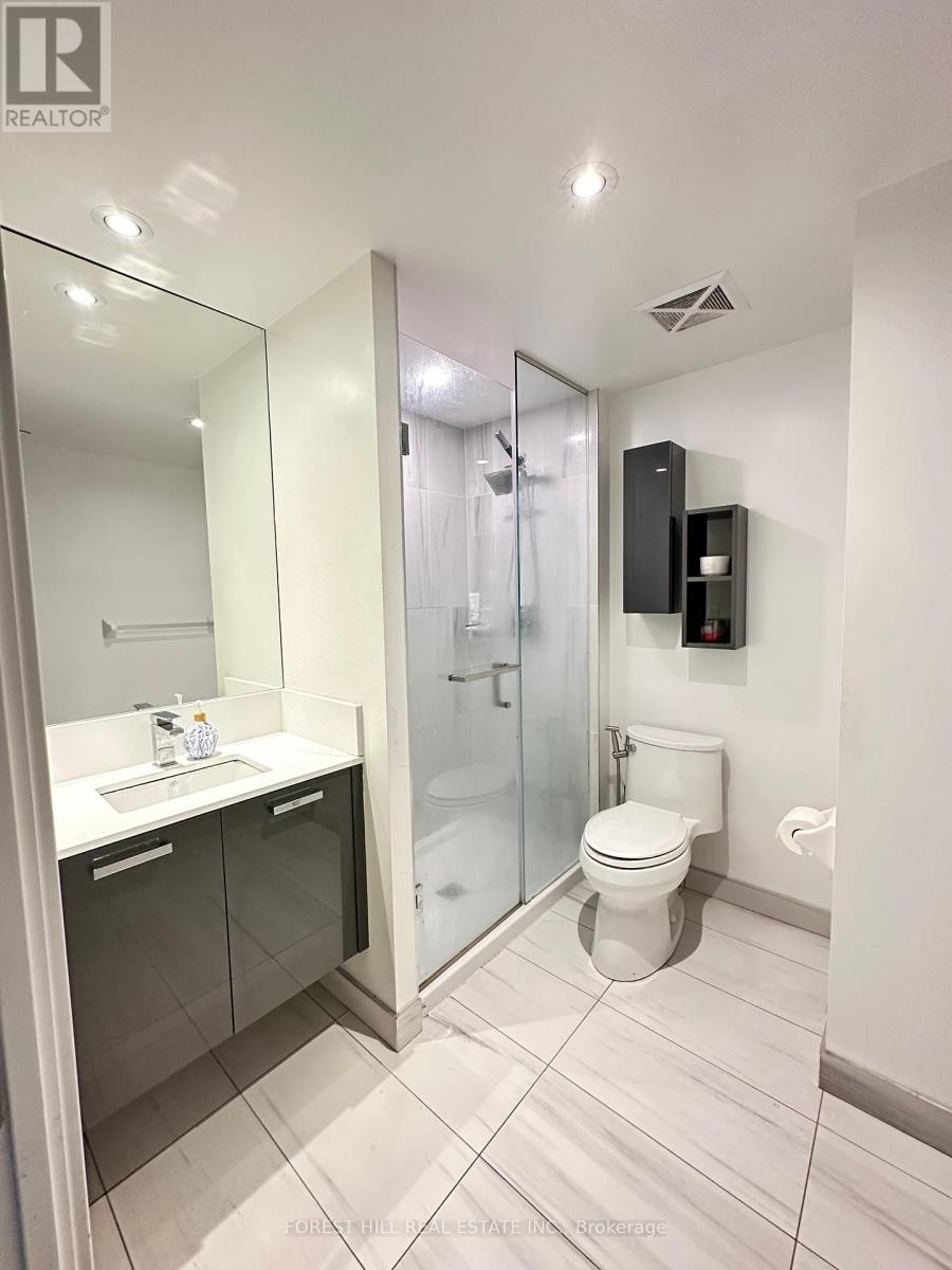 












1403 - 99 BROADWAY AVENUE

,
Toronto (Mount Pleasant West),




Ontario
M4P0E3

