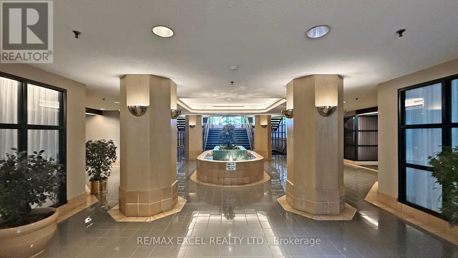 












111 - 1210 DON MILLS ROAD

,
Toronto (Banbury-Don Mills),




Ontario
M3B3N9

