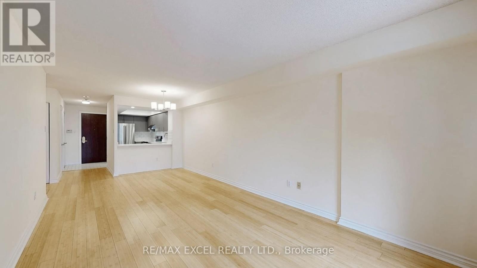 












111 - 1210 DON MILLS ROAD

,
Toronto (Banbury-Don Mills),




Ontario
M3B3N9

