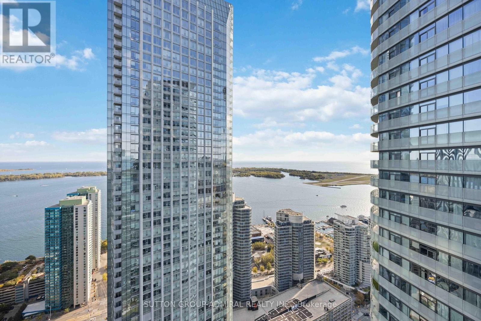 












4704 - 14 YORK STREET

,
Toronto (Waterfront Communities),




Ontario
M5J0B1

