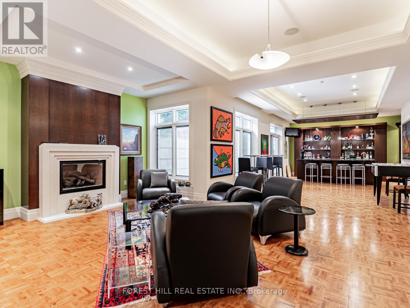 












7 CEDARWOOD AVENUE

,
Toronto (Bridle Path-Sunnybrook-York Mills),




Ontario
M2L1L7

