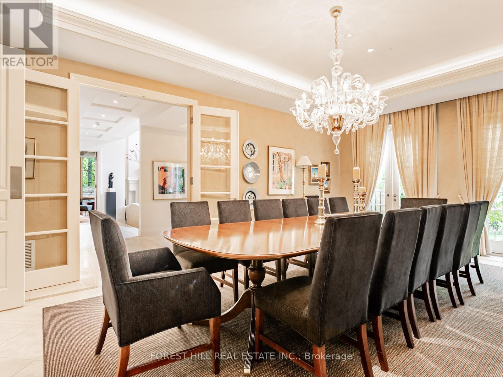 












7 CEDARWOOD AVENUE

,
Toronto (Bridle Path-Sunnybrook-York Mills),




Ontario
M2L1L7

