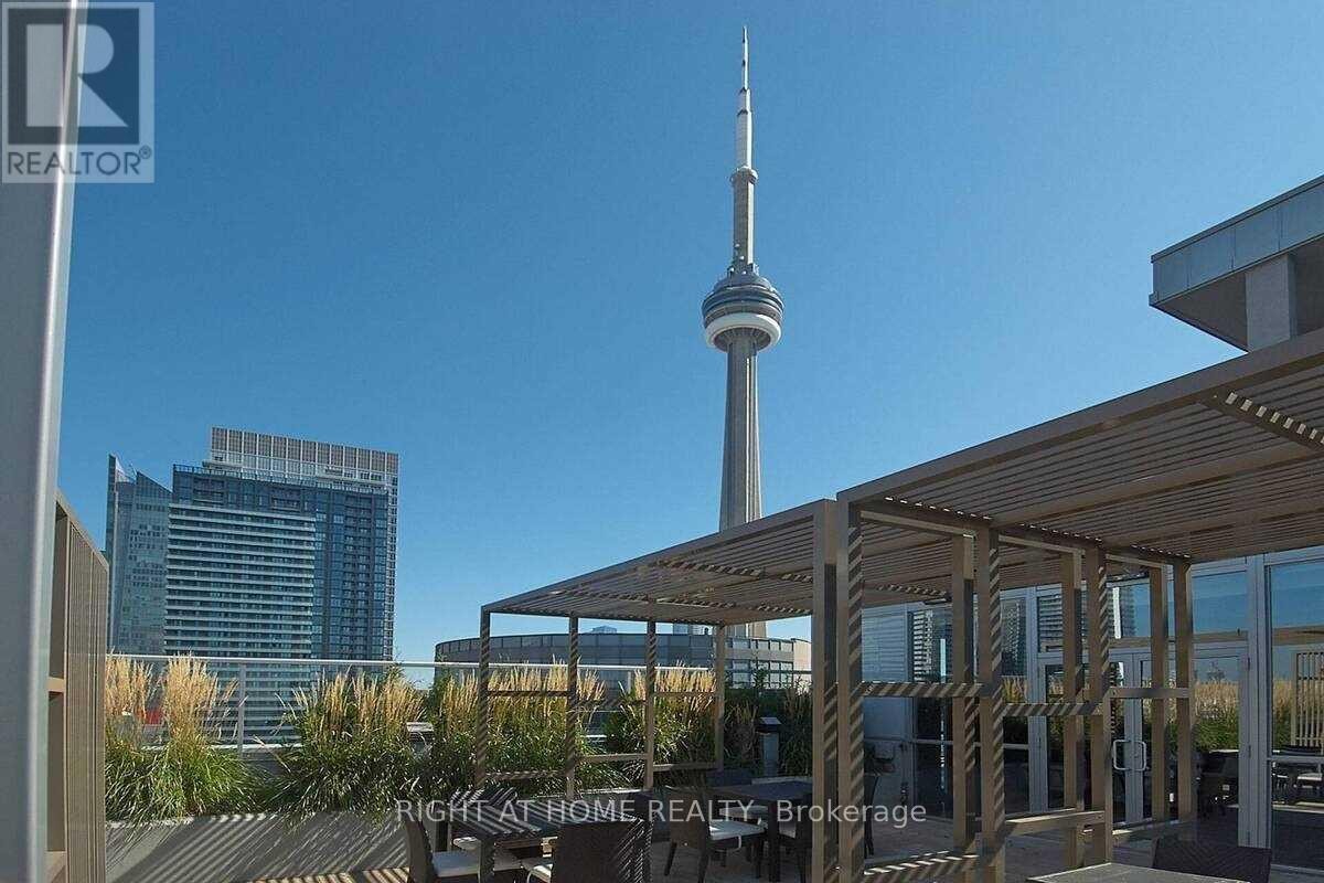 












1912 - 352 FRONT STREET W

,
Toronto (Waterfront Communities),




Ontario
M5V0K3


