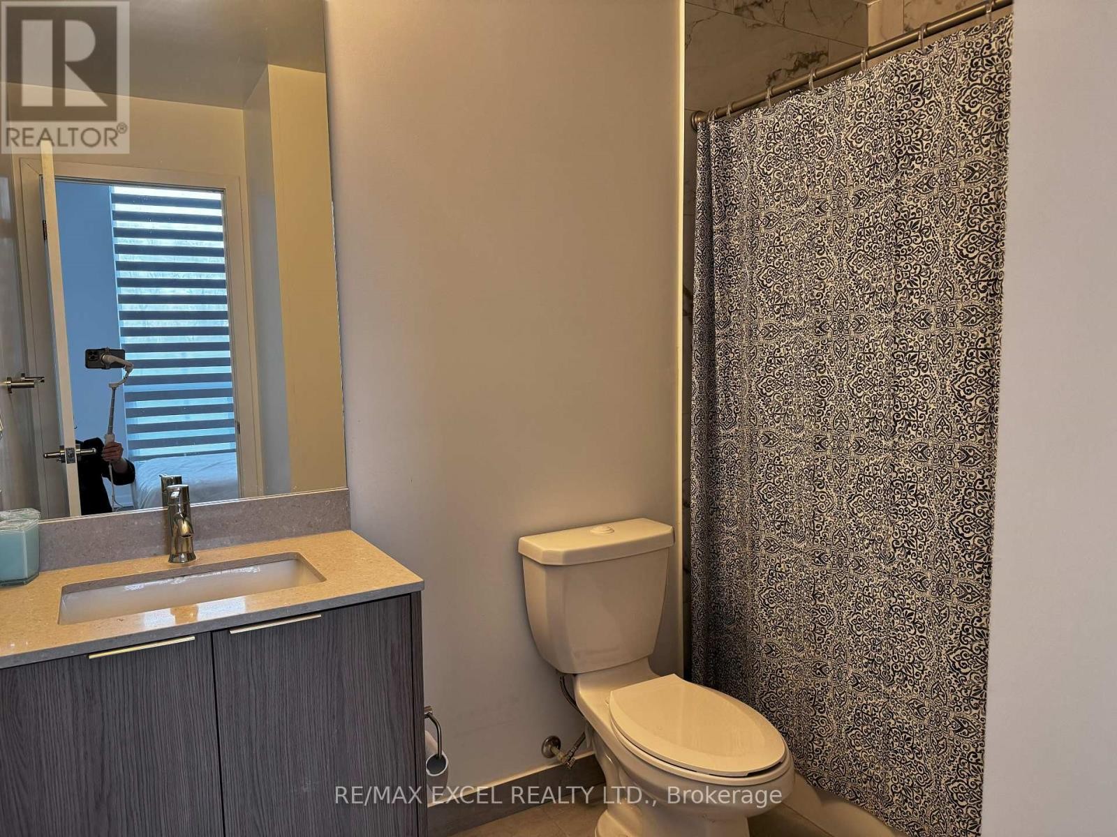 












A03 - 36 FOREST MANOR ROAD

,
Toronto (Henry Farm),




Ontario
M2J1M5

