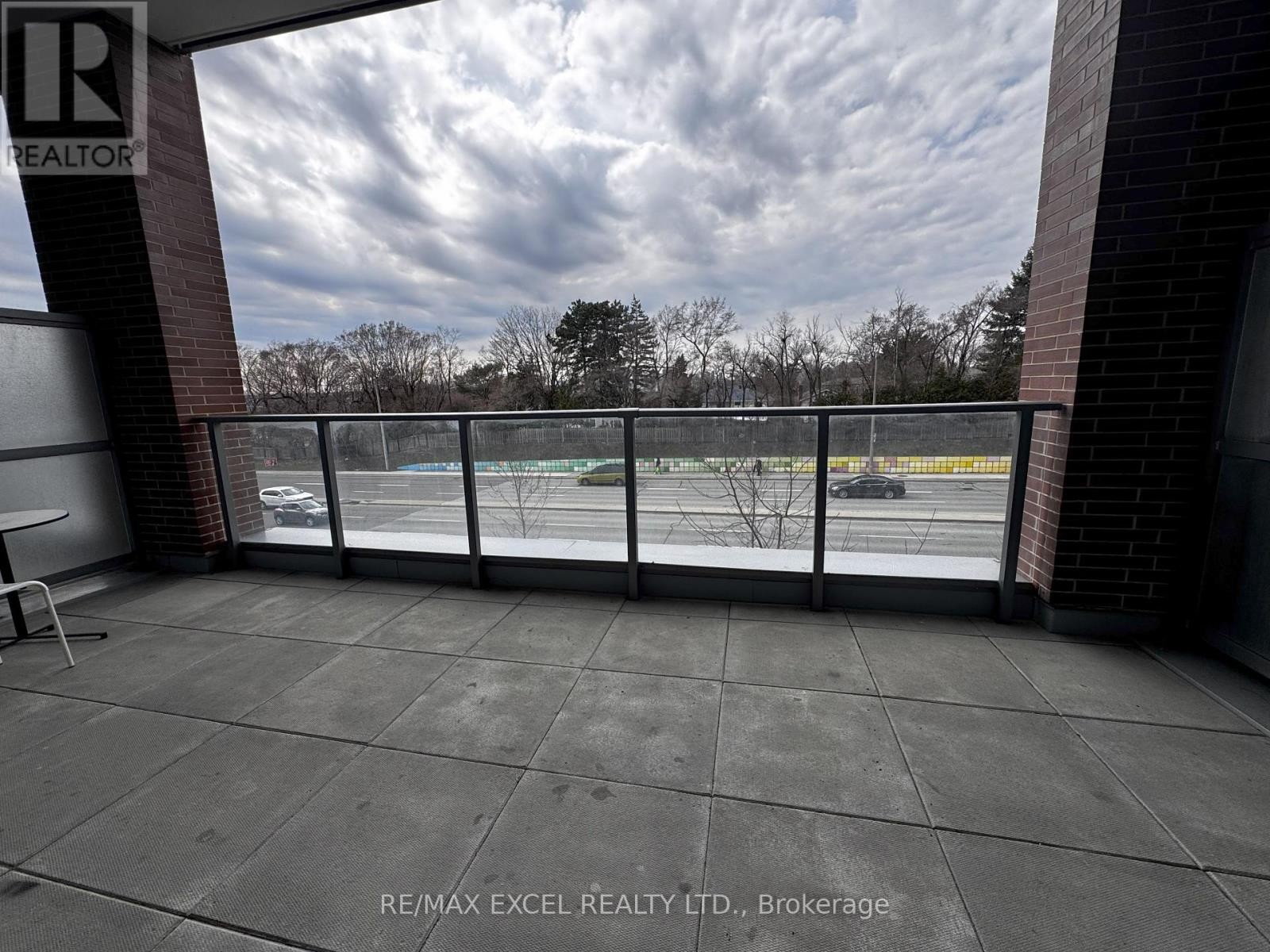 












A03 - 36 FOREST MANOR ROAD

,
Toronto (Henry Farm),




Ontario
M2J1M5

