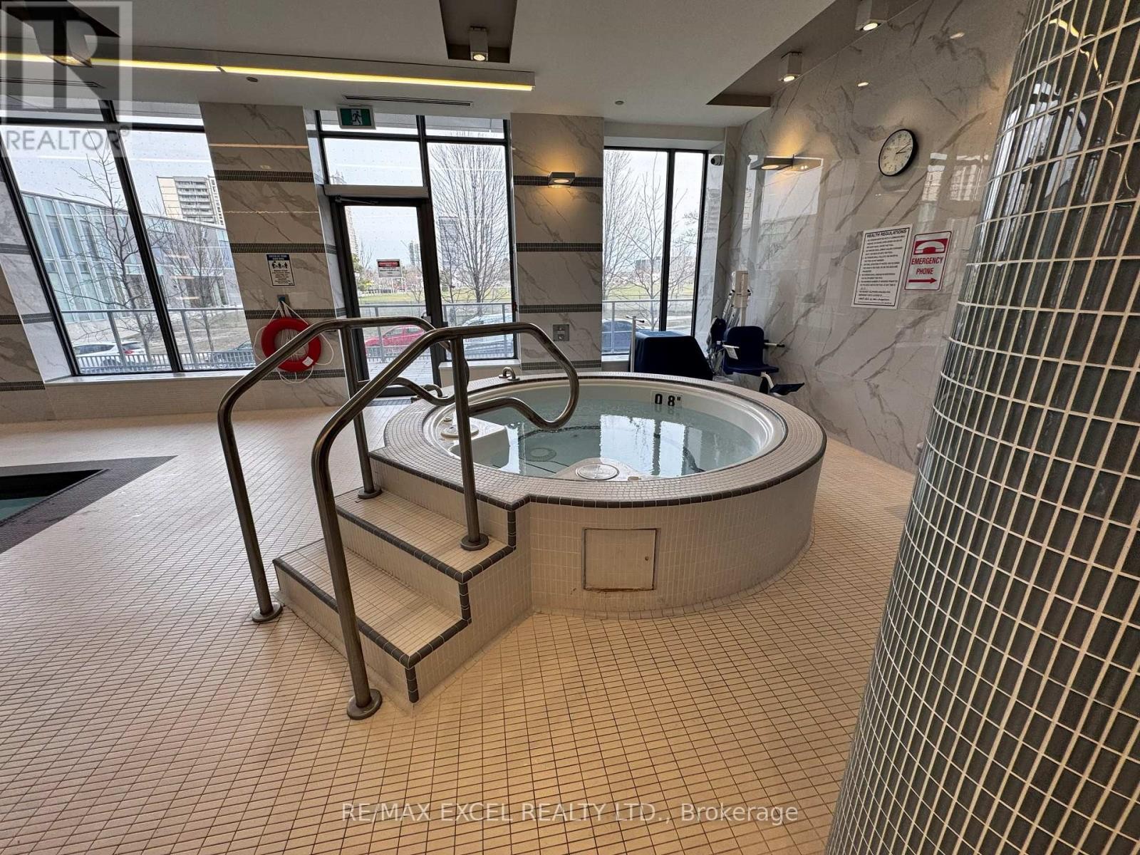 












A03 - 36 FOREST MANOR ROAD

,
Toronto (Henry Farm),




Ontario
M2J1M5

