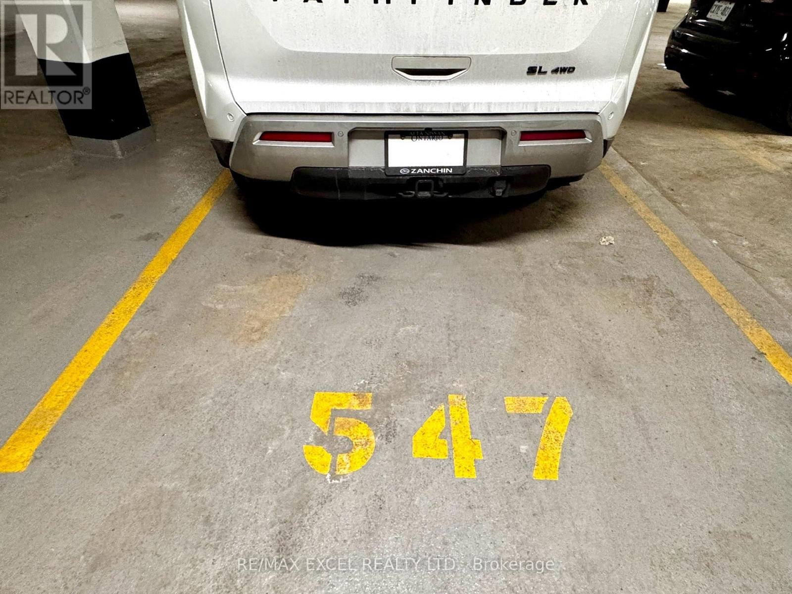 












A03 - 36 FOREST MANOR ROAD

,
Toronto (Henry Farm),




Ontario
M2J1M5

