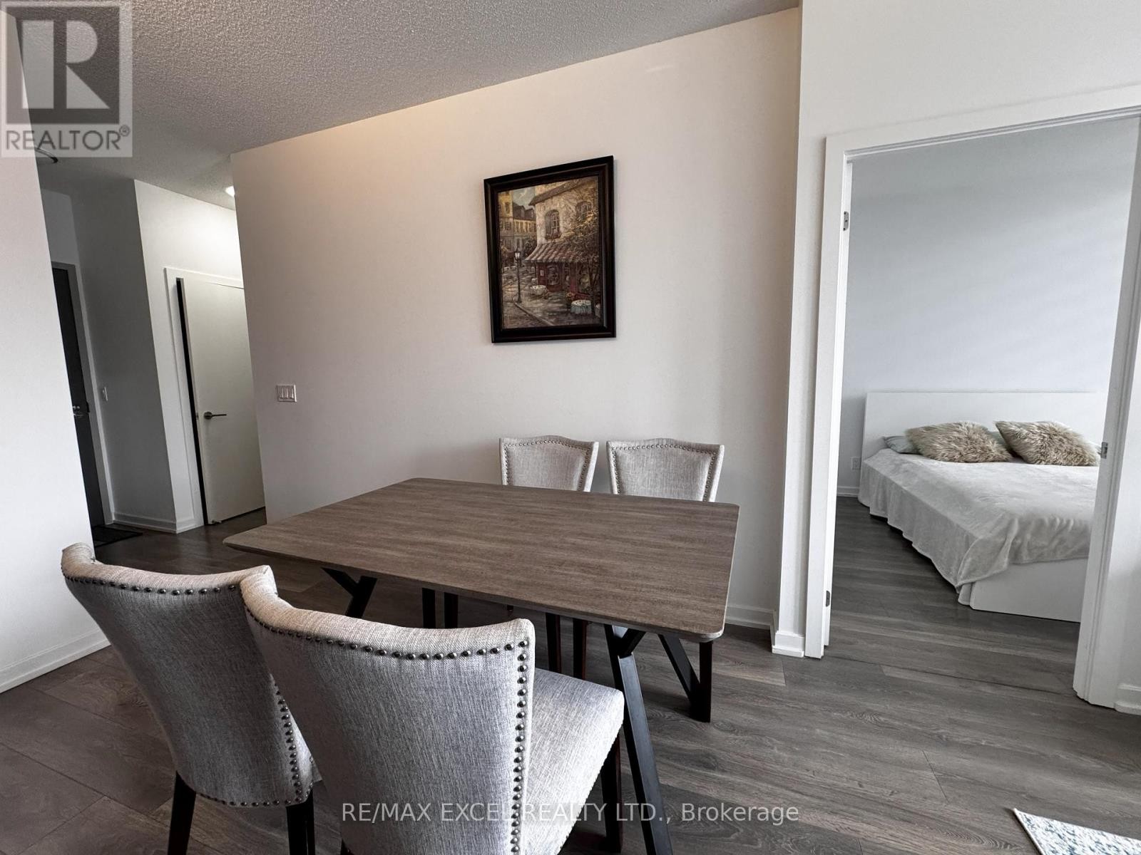 












A03 - 36 FOREST MANOR ROAD

,
Toronto (Henry Farm),




Ontario
M2J1M5

