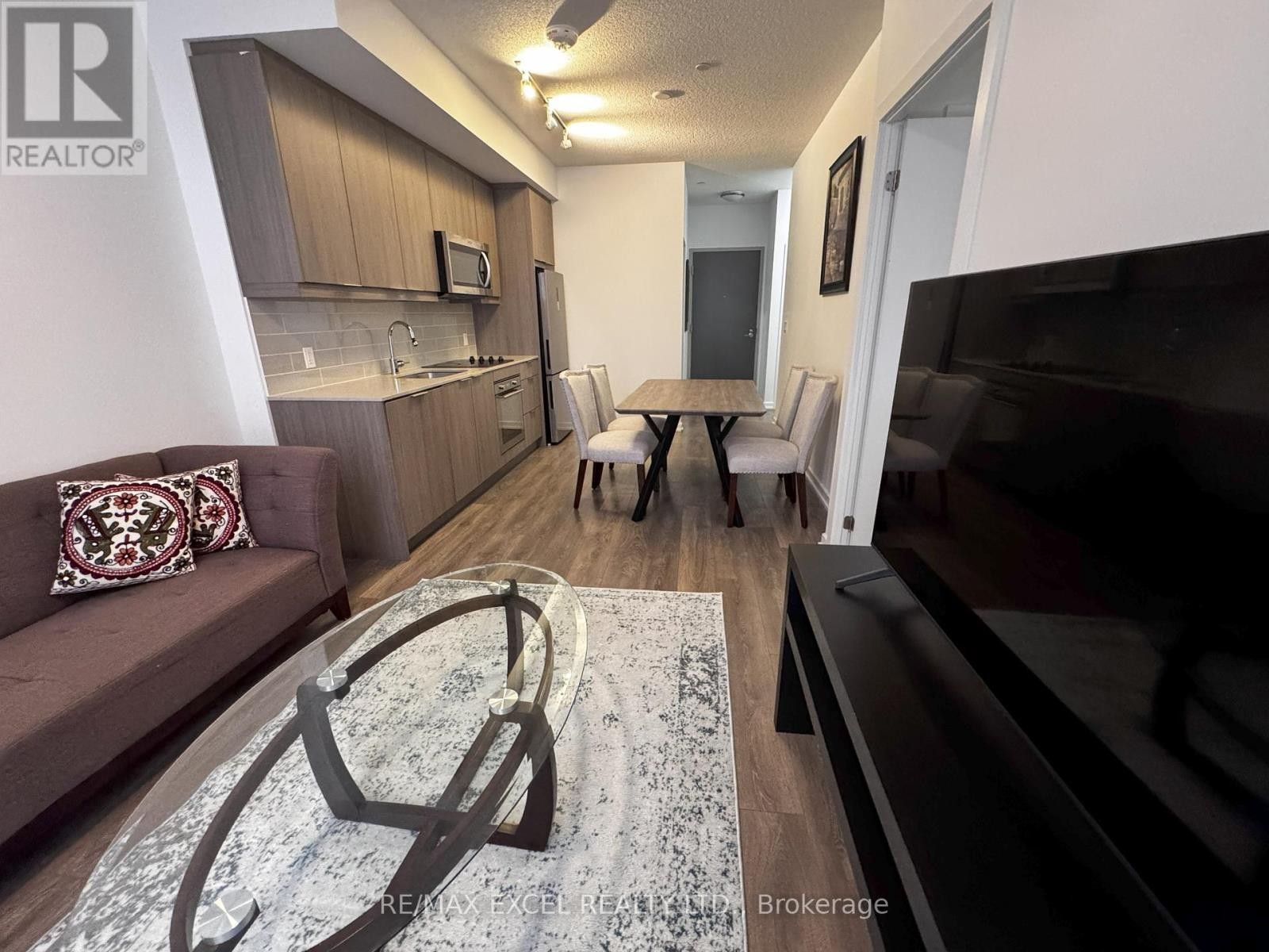 












A03 - 36 FOREST MANOR ROAD

,
Toronto (Henry Farm),




Ontario
M2J1M5

