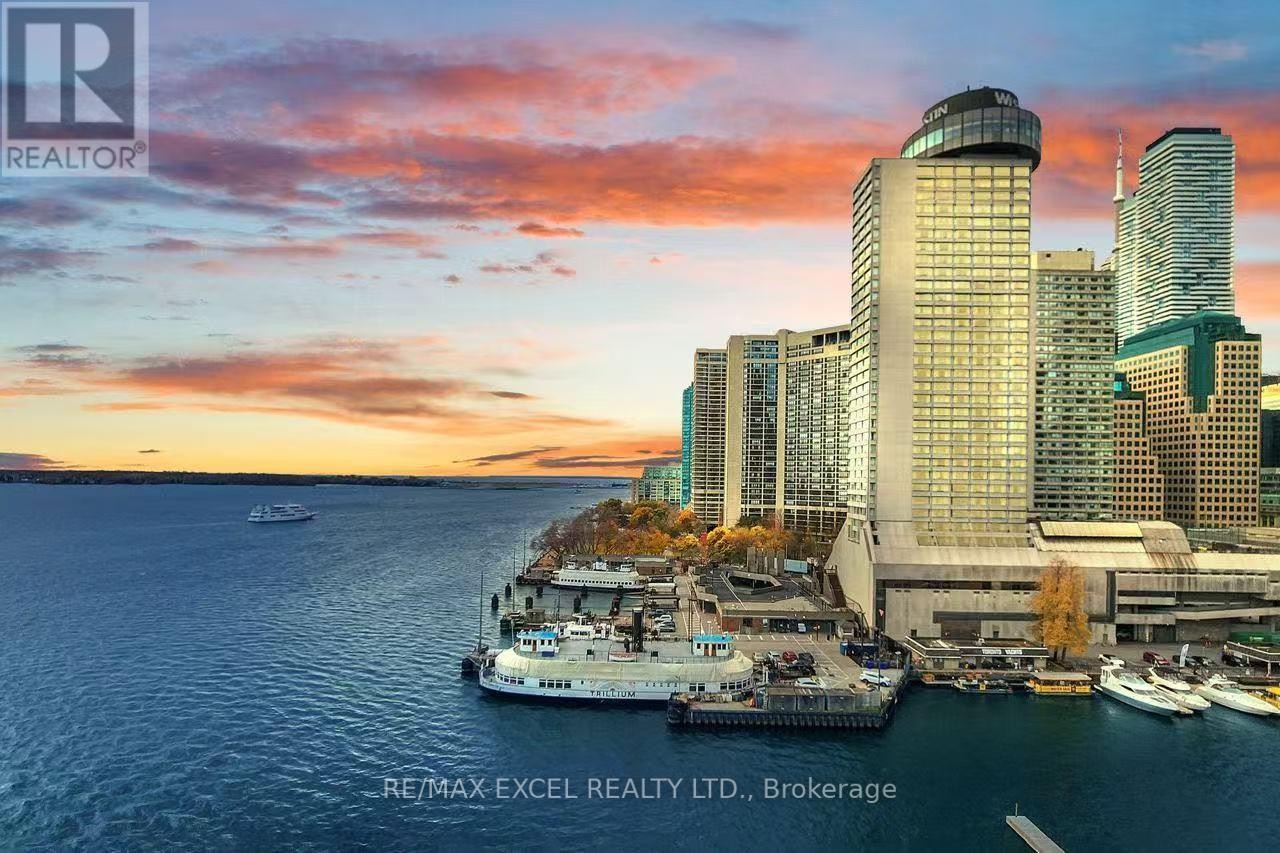 












TH127 - 29 QUEENS QUAY E

,
Toronto (Waterfront Communities),




Ontario
M5E0A4

