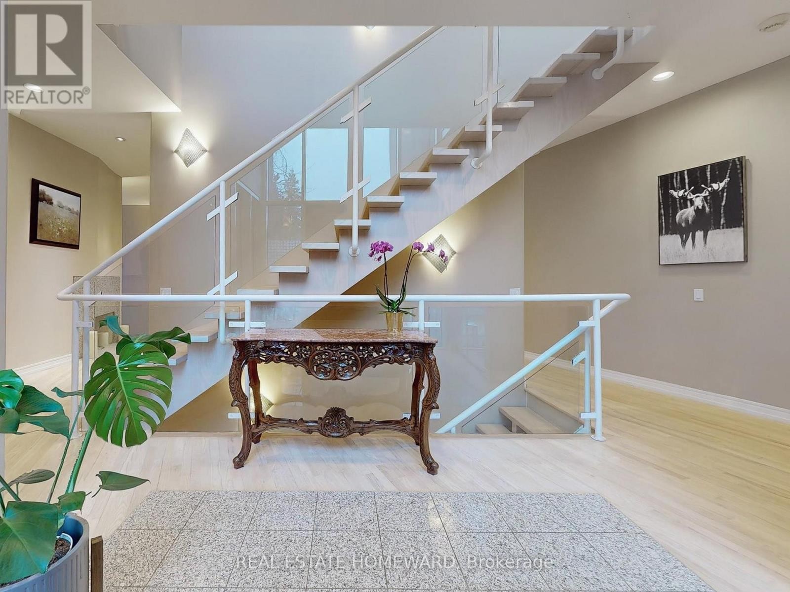 












128 LAURENTIDE DRIVE

,
Toronto (Parkwoods-Donalda),




Ontario
M3A3E5

