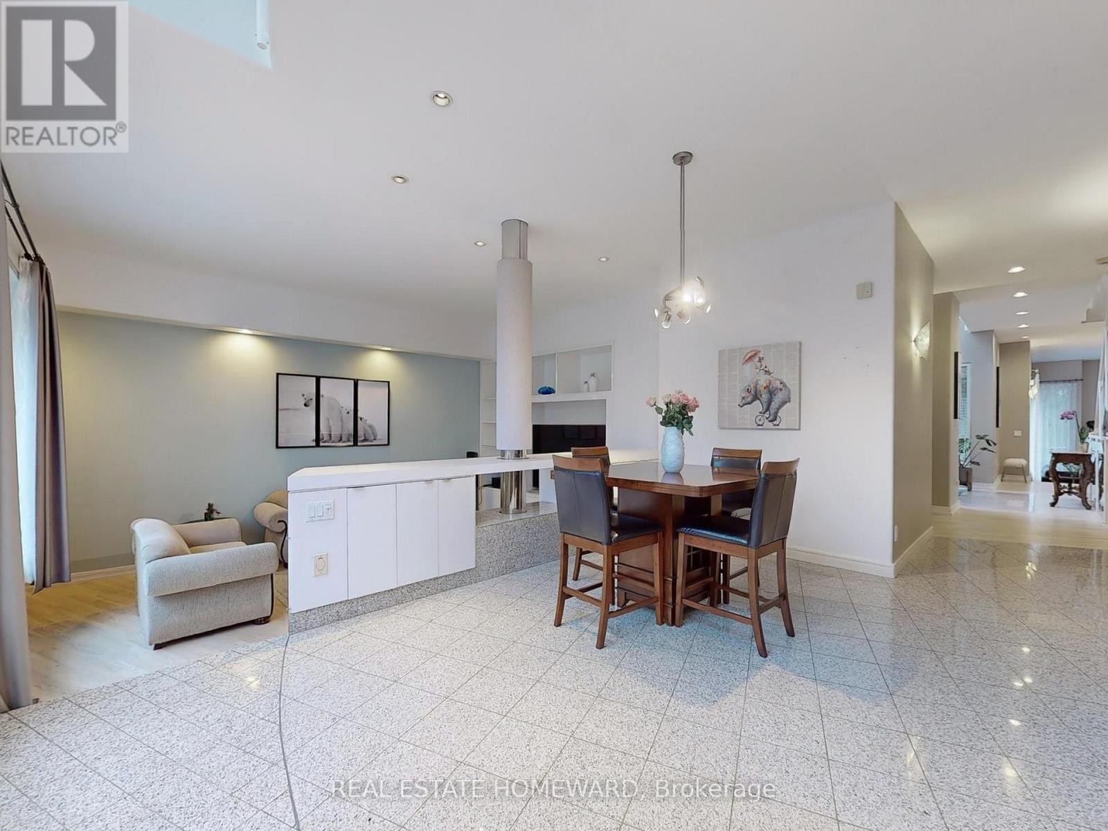 












128 LAURENTIDE DRIVE

,
Toronto (Parkwoods-Donalda),




Ontario
M3A3E5

