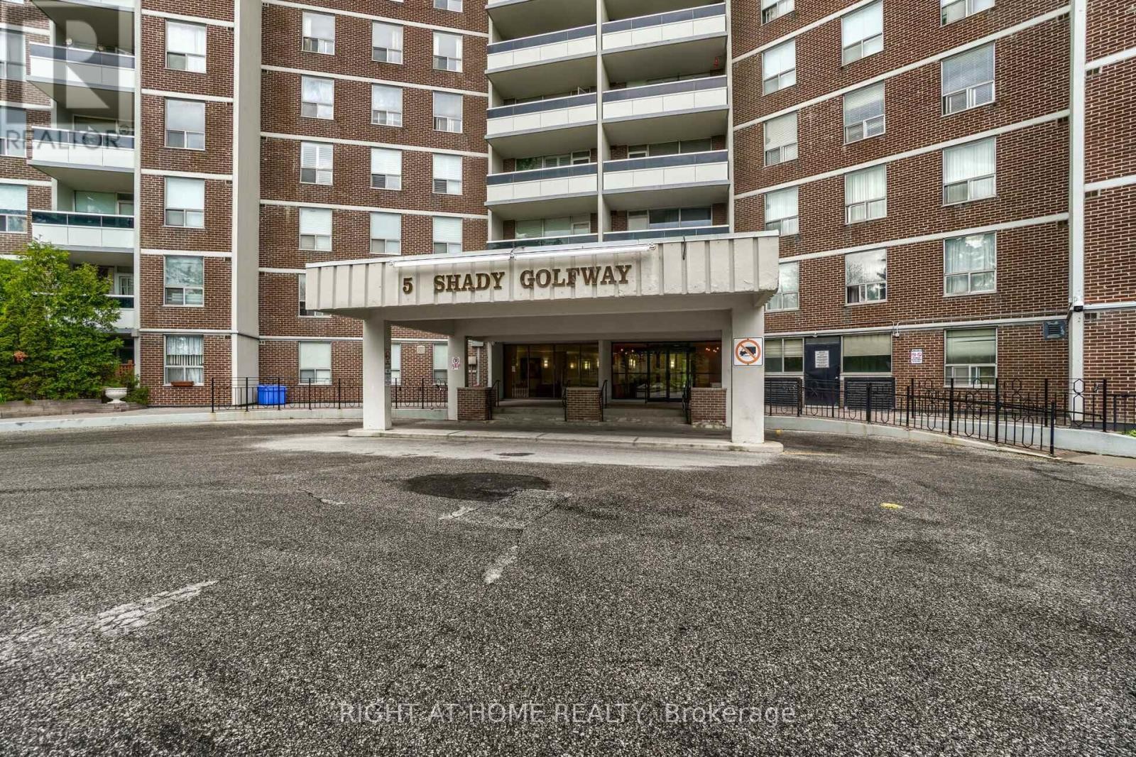 












1607 - 5 SHADY GOLFWAY

,
Toronto (Flemingdon Park),




Ontario
M3C3A5

