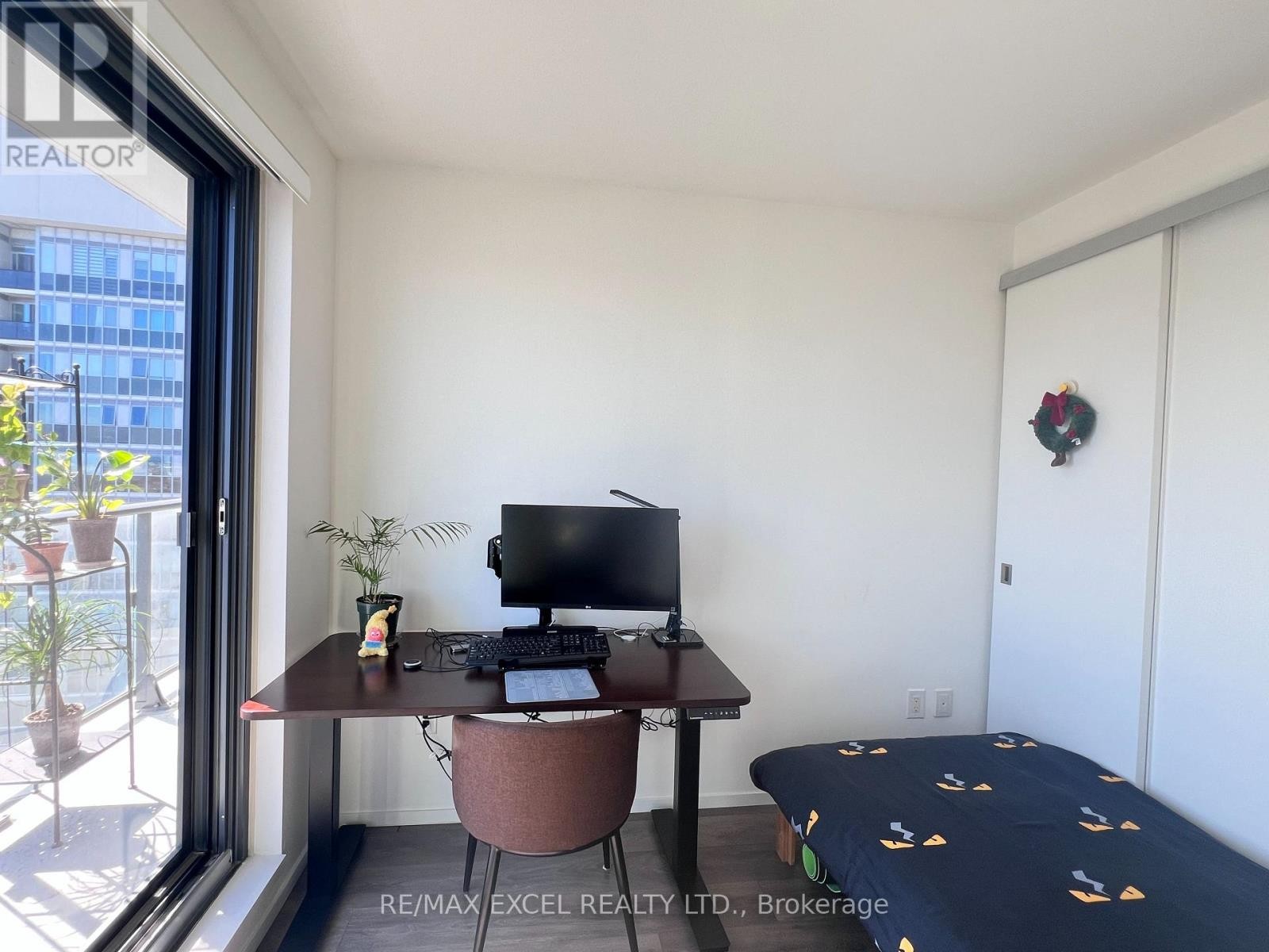 












3105 - 159 DUNDAS STREET E

,
Toronto (Church-Yonge Corridor),




Ontario
M5B1E4

