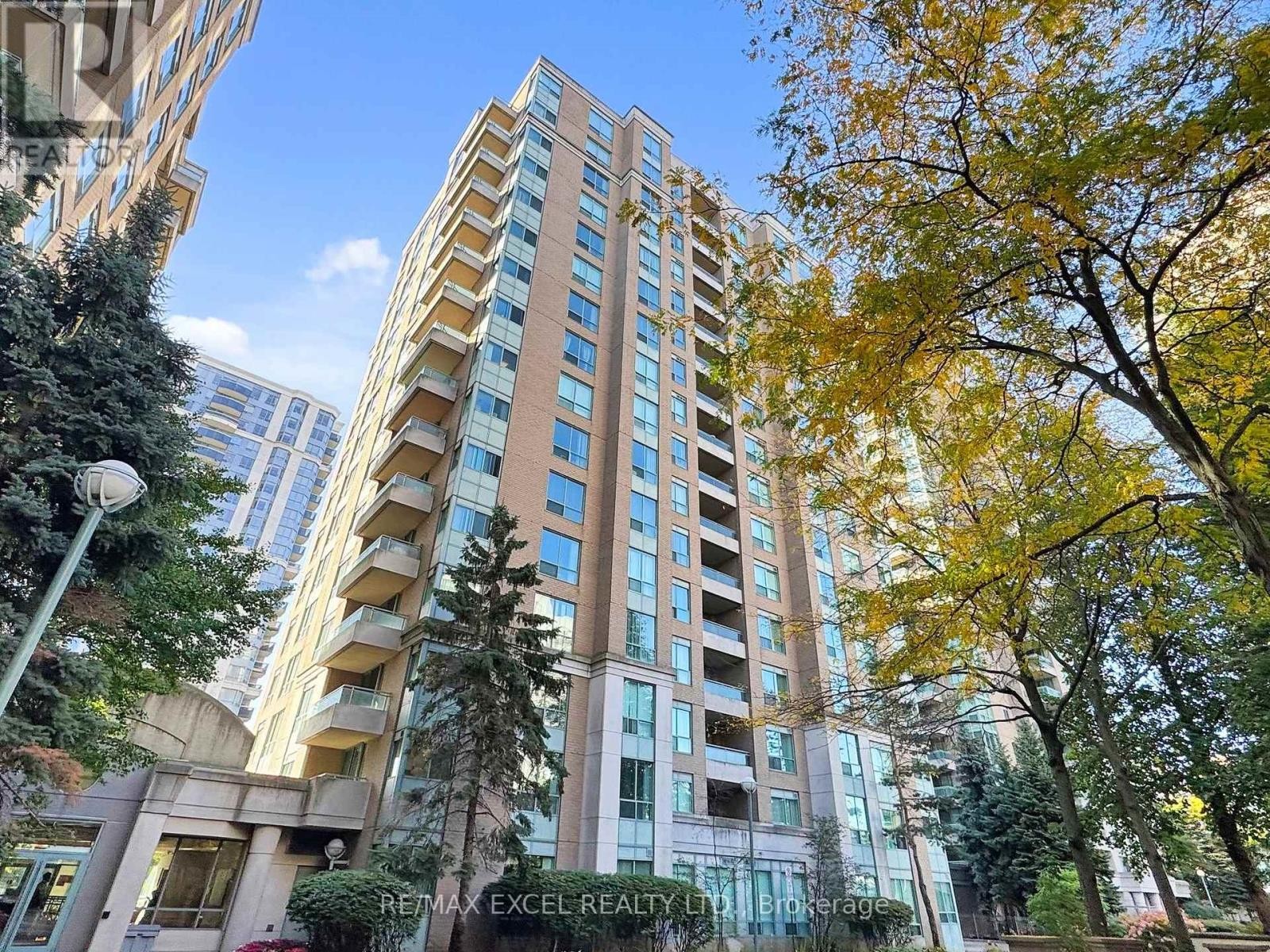












707 - 29 PEMBERTON AVENUE

,
Toronto (Newtonbrook East),




Ontario
M2M4L5

