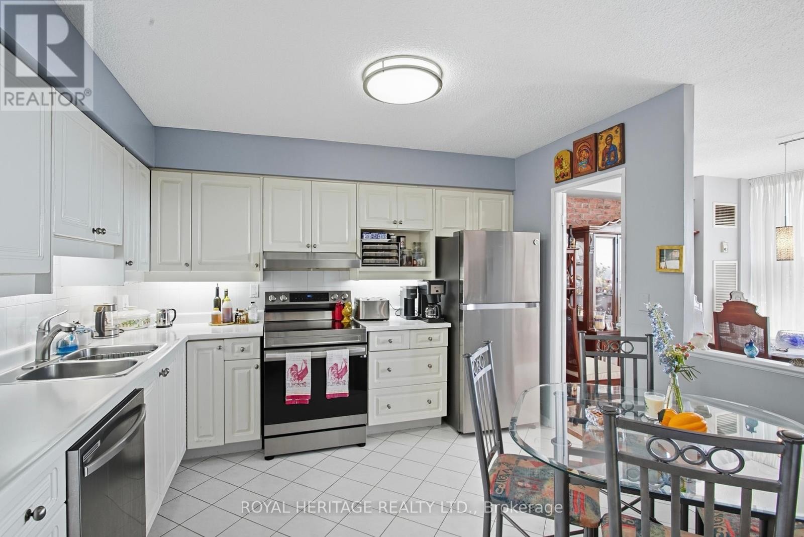 












1706 - 75 GRAYDON HALL DRIVE

,
Toronto (Parkwoods-Donalda),




Ontario
M3A3M5

