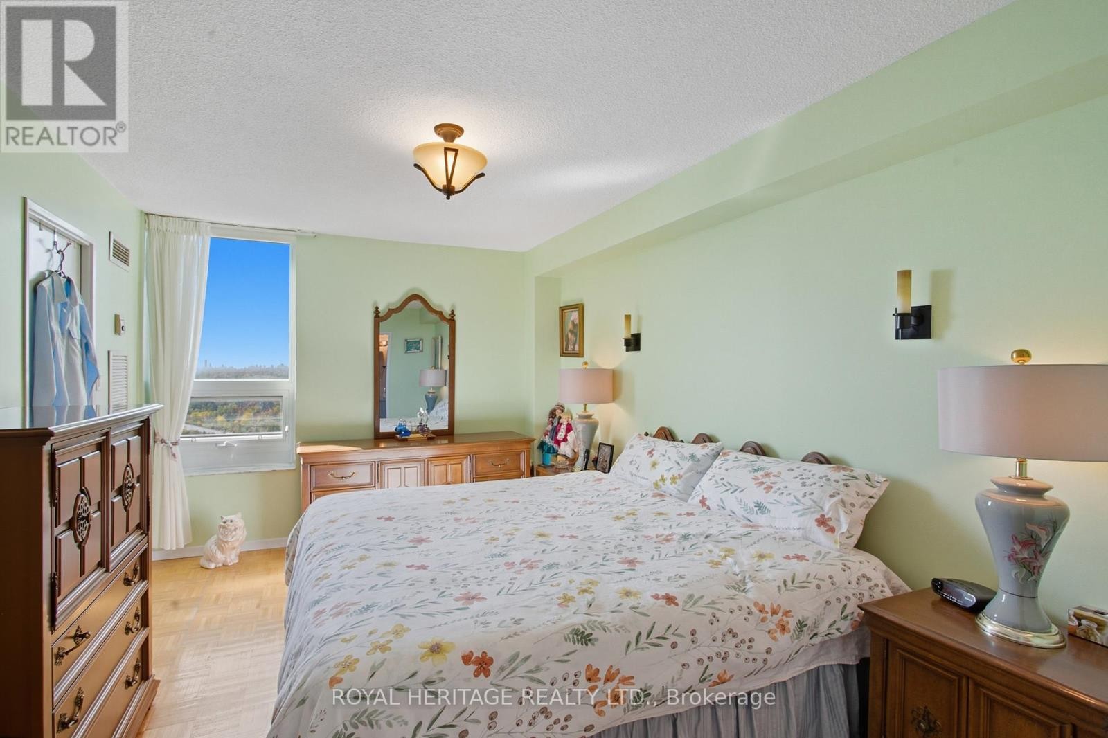 












1706 - 75 GRAYDON HALL DRIVE

,
Toronto (Parkwoods-Donalda),




Ontario
M3A3M5

