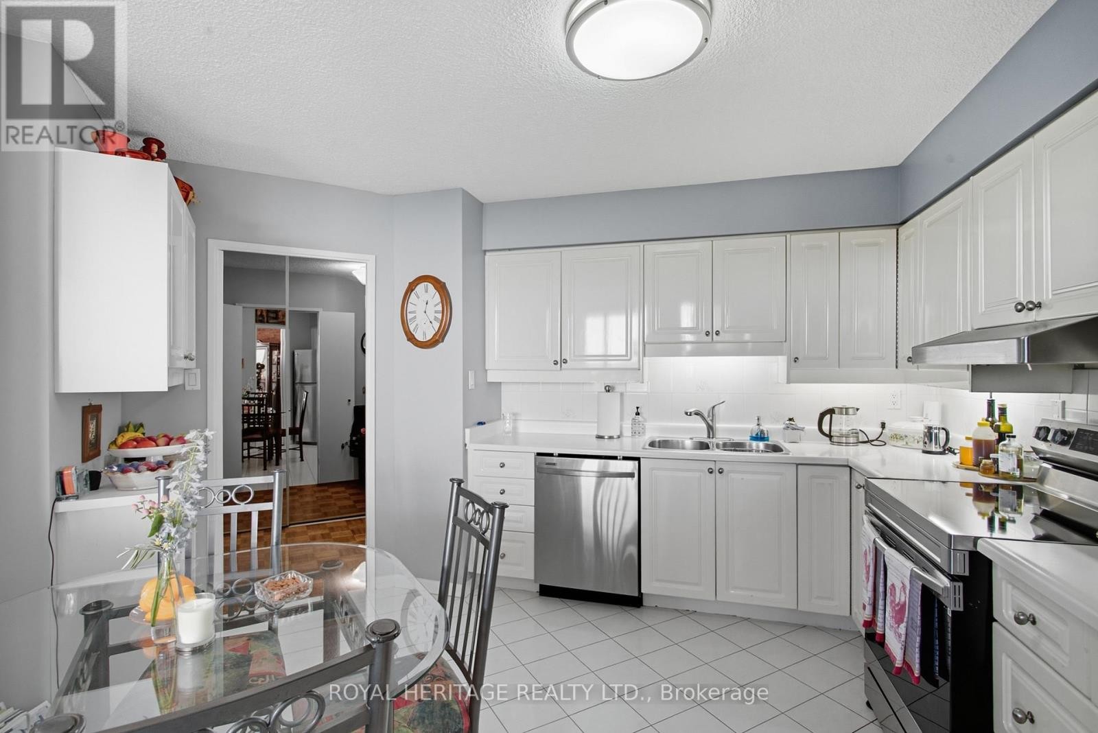 












1706 - 75 GRAYDON HALL DRIVE

,
Toronto (Parkwoods-Donalda),




Ontario
M3A3M5

