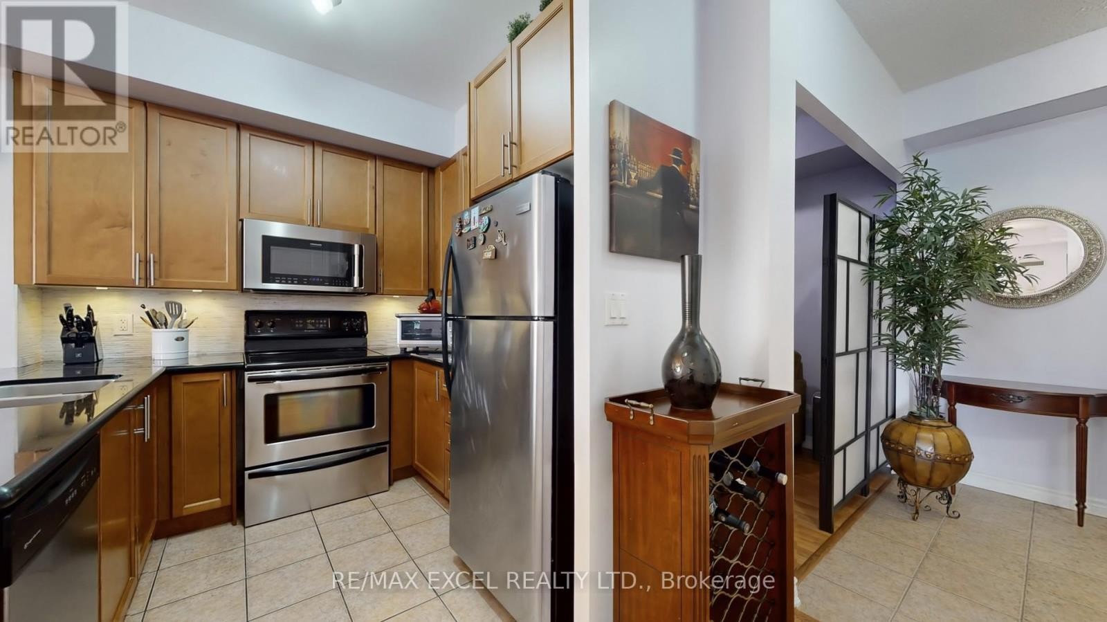 












1204 - 135 WYNFORD DRIVE

,
Toronto (Banbury-Don Mills),




Ontario
M3C0J4

