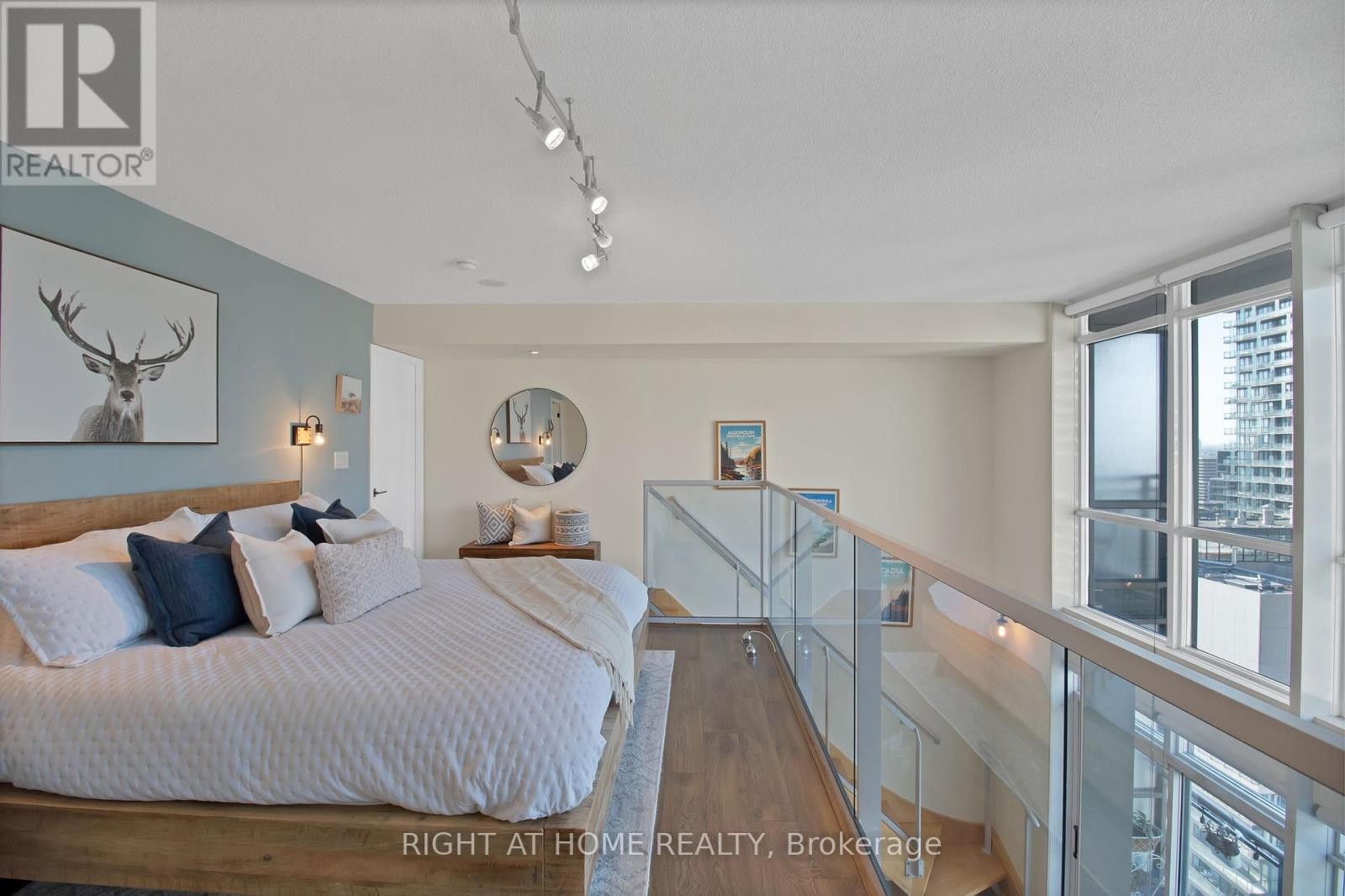 












3205 - 15 FORT YORK BOULEVARD

,
Toronto (Waterfront Communities),




Ontario
M5V3Y4

