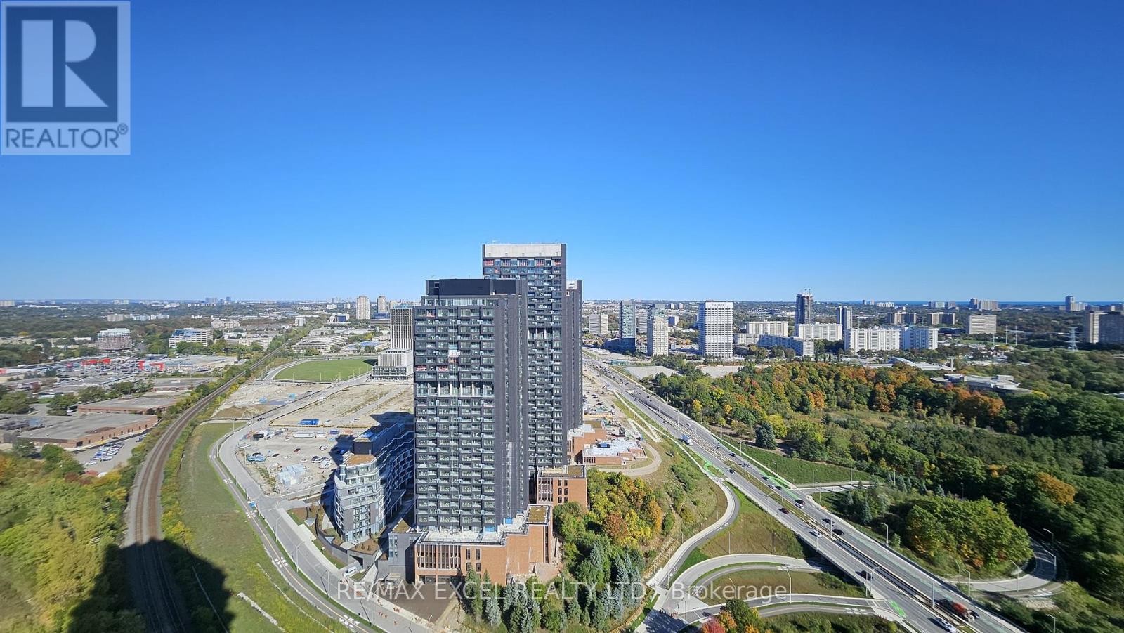 












3409 - 30 INN ON THE PARK DRIVE

,
Toronto (Banbury-Don Mills),




Ontario
M3C0P8

