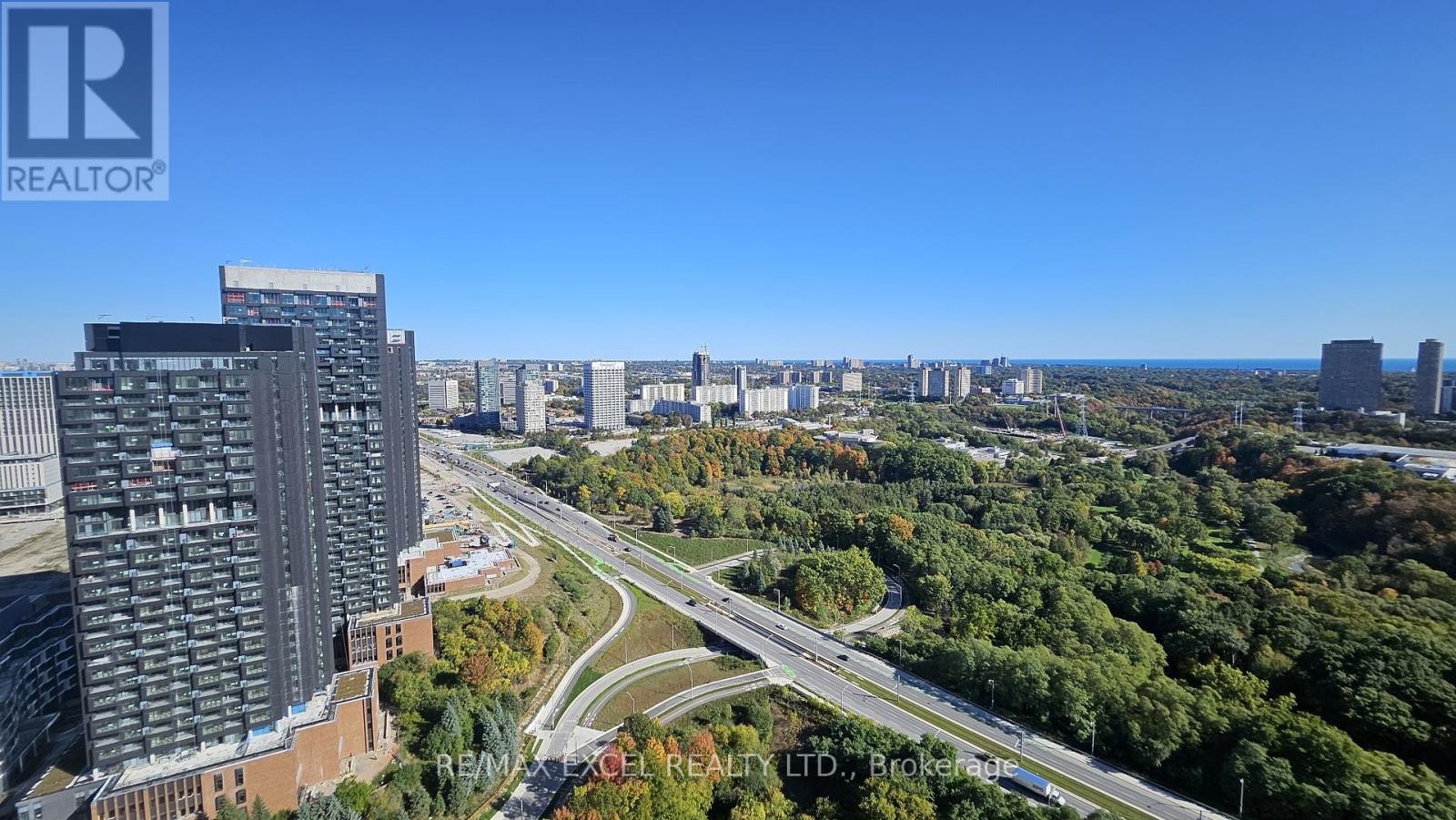 












3409 - 30 INN ON THE PARK DRIVE

,
Toronto (Banbury-Don Mills),




Ontario
M3C0P8

