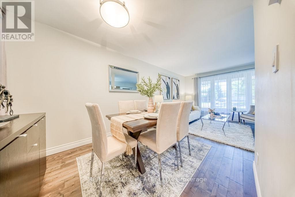 












61 CORNING ROAD

,
Toronto (Don Valley Village),




Ontario
M2J2L9

