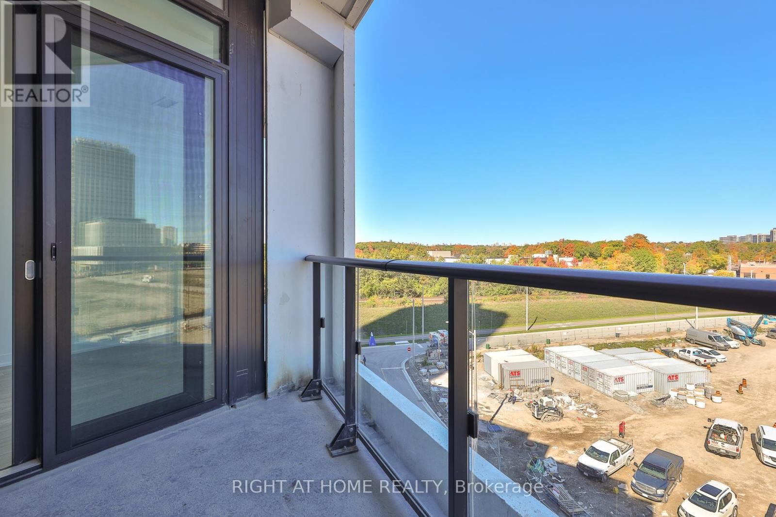 












616 - 1 KYLE LOWRY RD ROAD

,
Toronto (Banbury-Don Mills),




Ontario
M3C0S6


