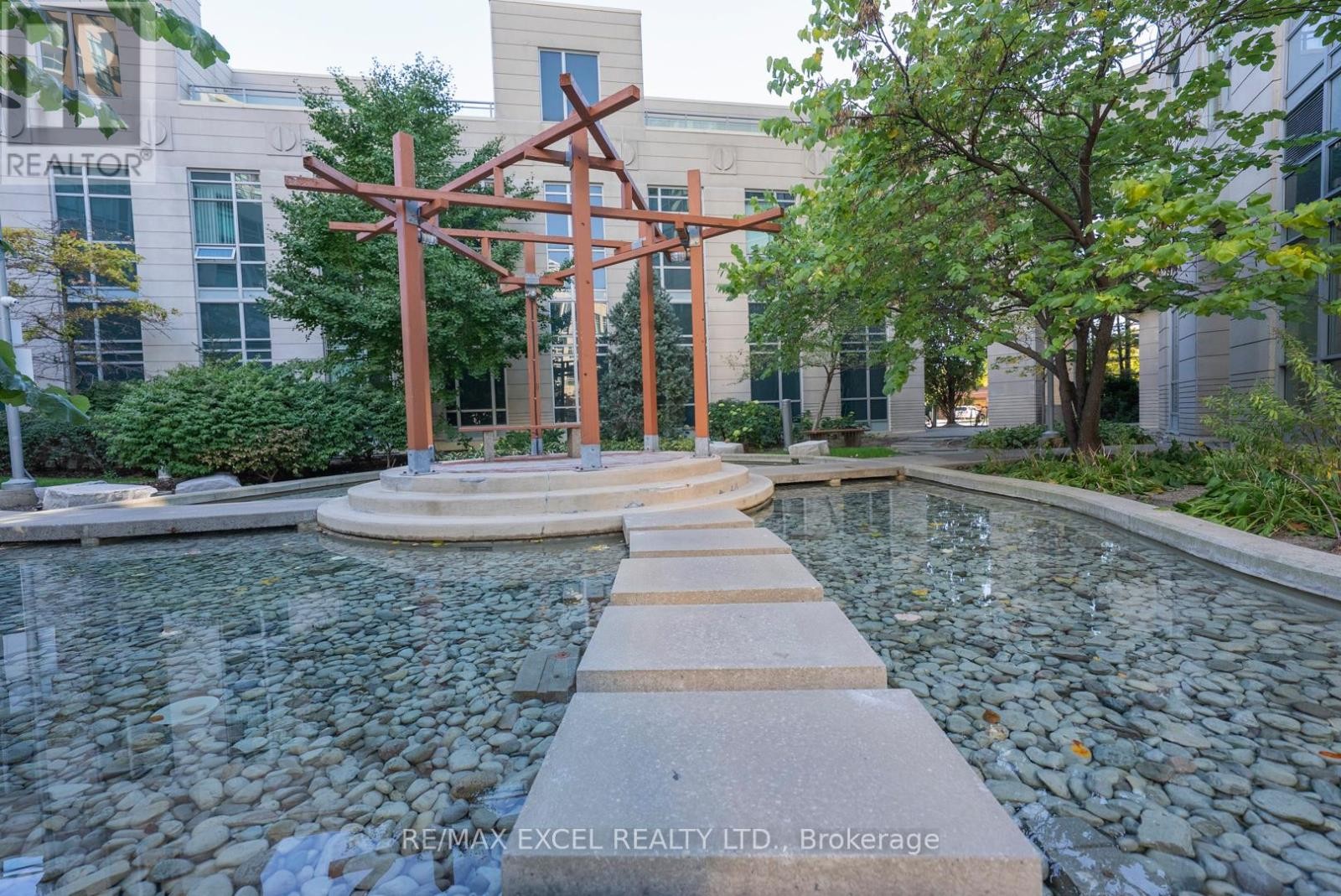 












2602 - 18 HOLMES AVENUE

,
Toronto (Willowdale East),




Ontario
M2N0E1

