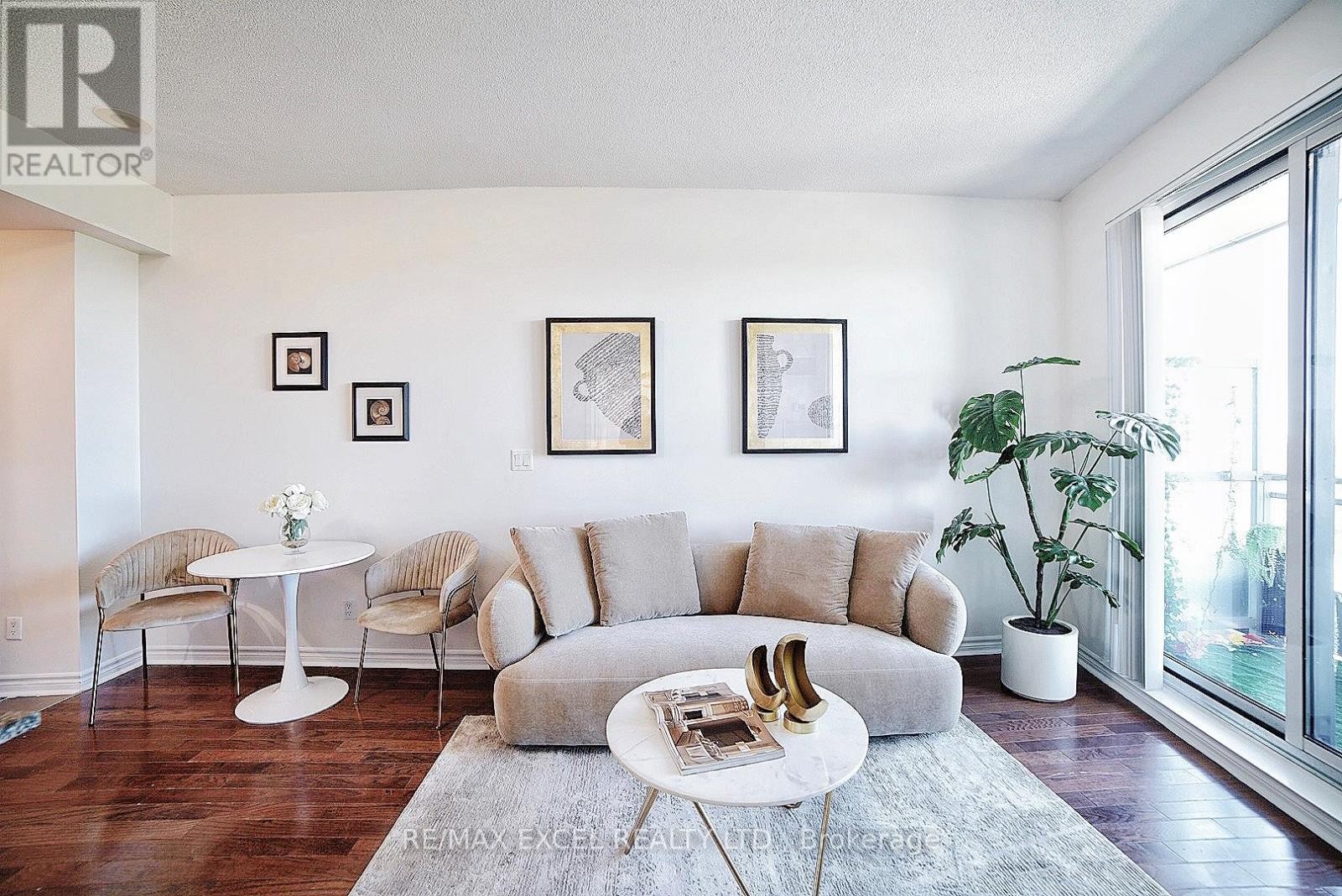 












2602 - 18 HOLMES AVENUE

,
Toronto (Willowdale East),




Ontario
M2N0E1

