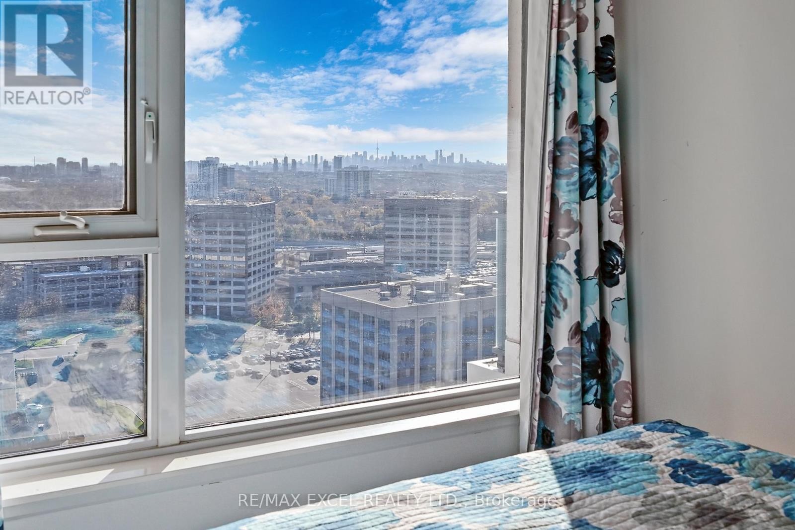 












2506 - 55 ANN O'REILLY ROAD

,
Toronto (Henry Farm),




Ontario
M2J0E1


