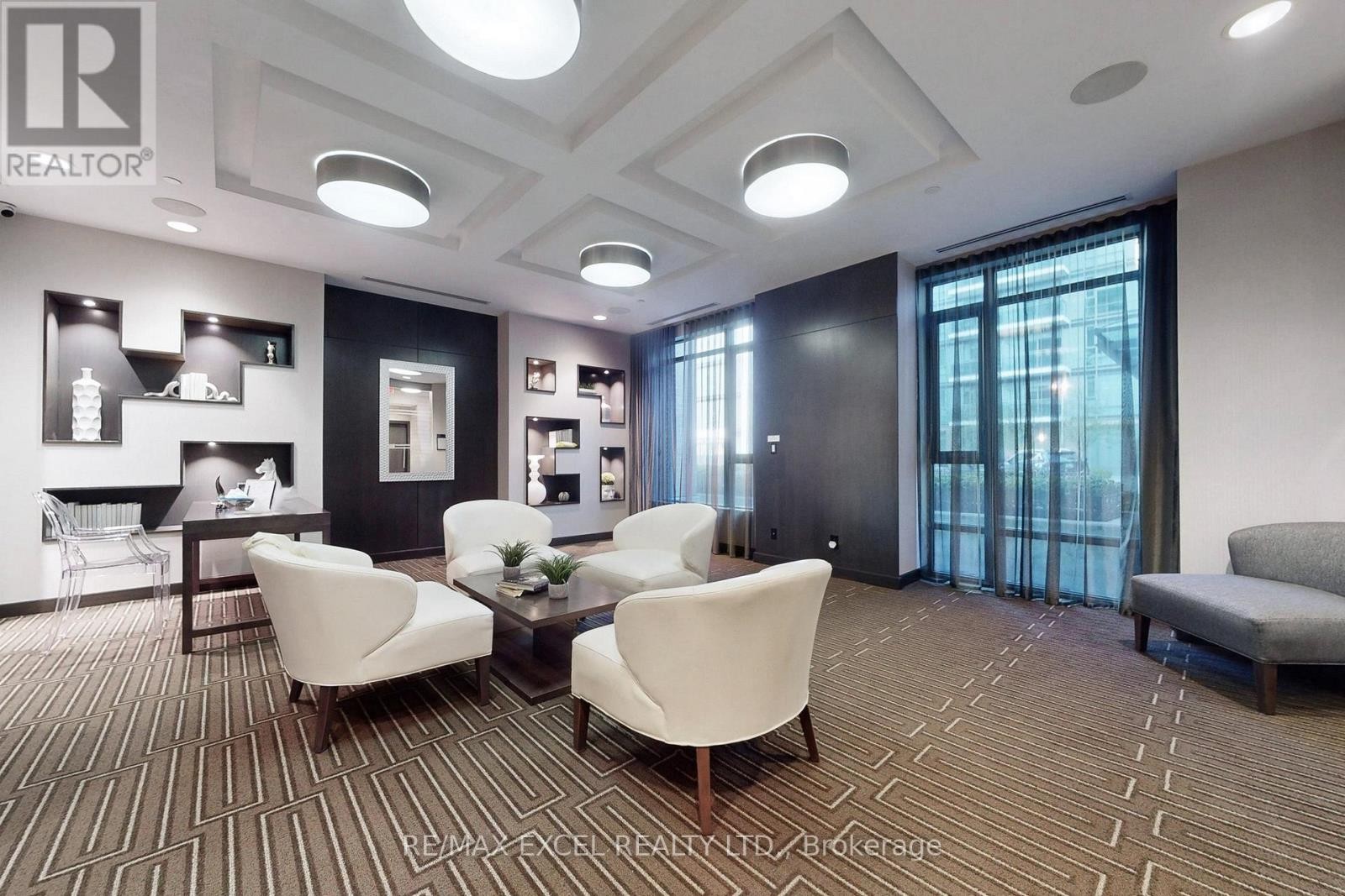 












2506 - 55 ANN O'REILLY ROAD

,
Toronto (Henry Farm),




Ontario
M2J0E1

