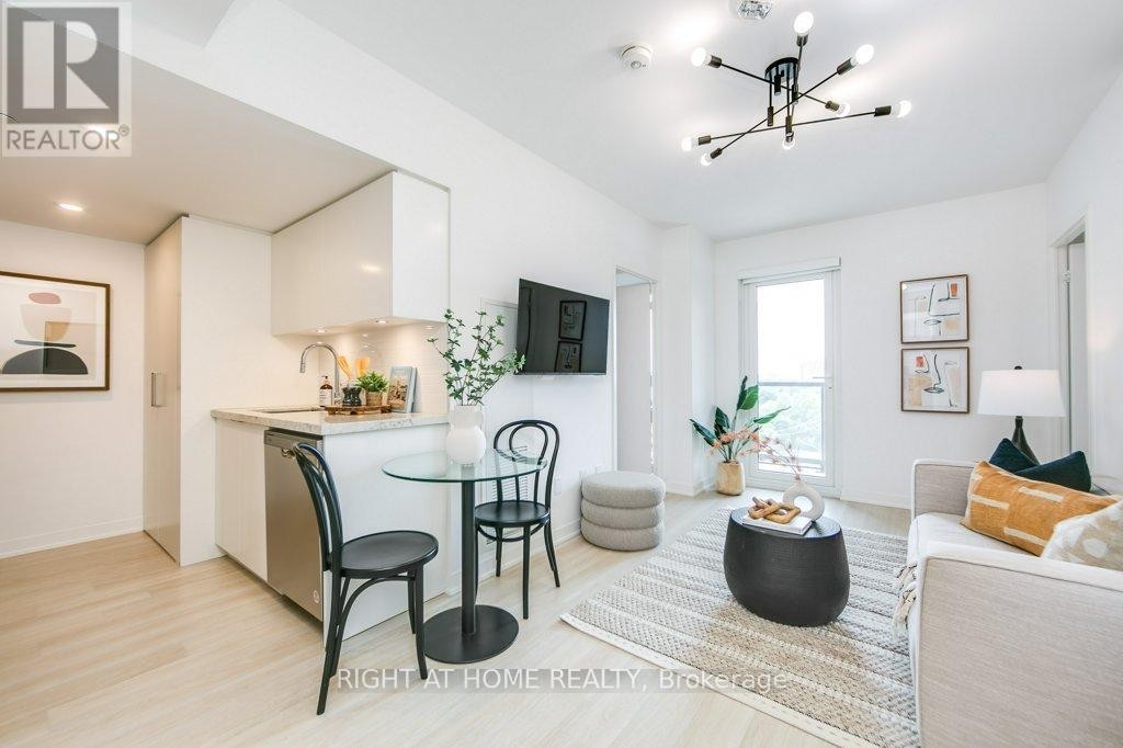 












701 - 500 WILSON AVENUE

,
Toronto (Clanton Park),




Ontario
M3H0E5

