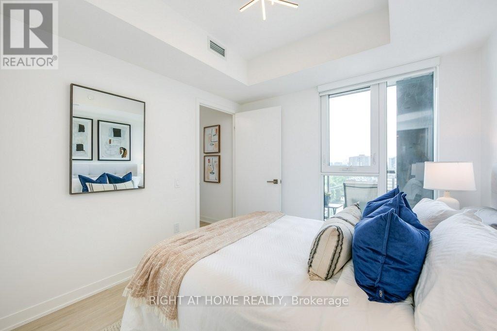 












701 - 500 WILSON AVENUE

,
Toronto (Clanton Park),




Ontario
M3H0E5

