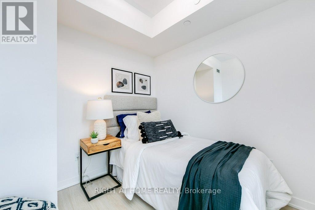 












701 - 500 WILSON AVENUE

,
Toronto (Clanton Park),




Ontario
M3H0E5

