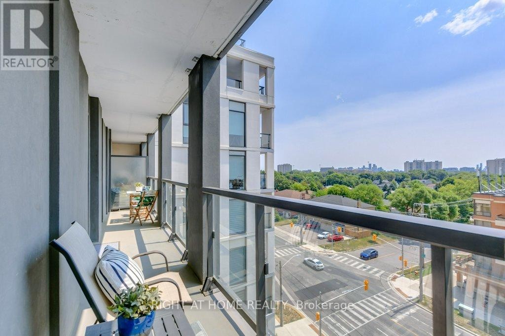 












701 - 500 WILSON AVENUE

,
Toronto (Clanton Park),




Ontario
M3H0E5

