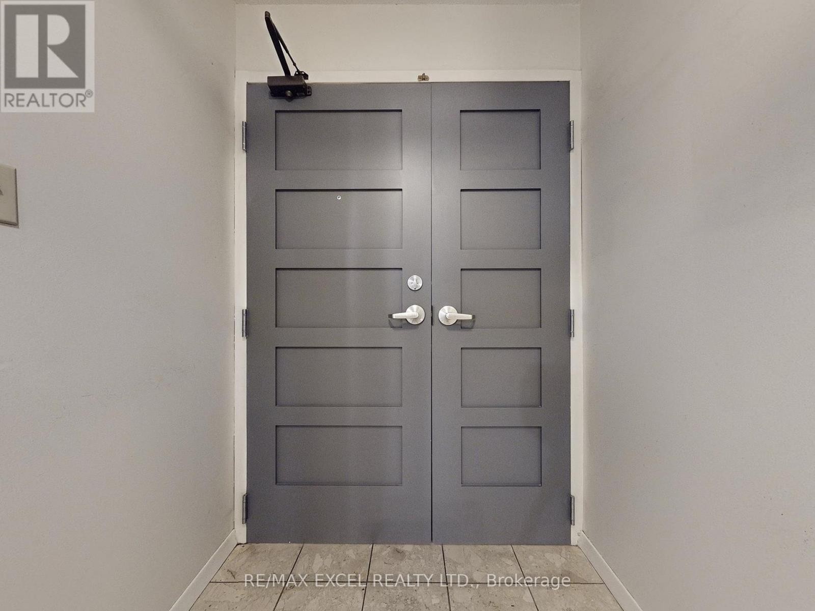 












406 - 188 SPADINA AVENUE

,
Toronto (Kensington-Chinatown),




Ontario
M5T3A4

